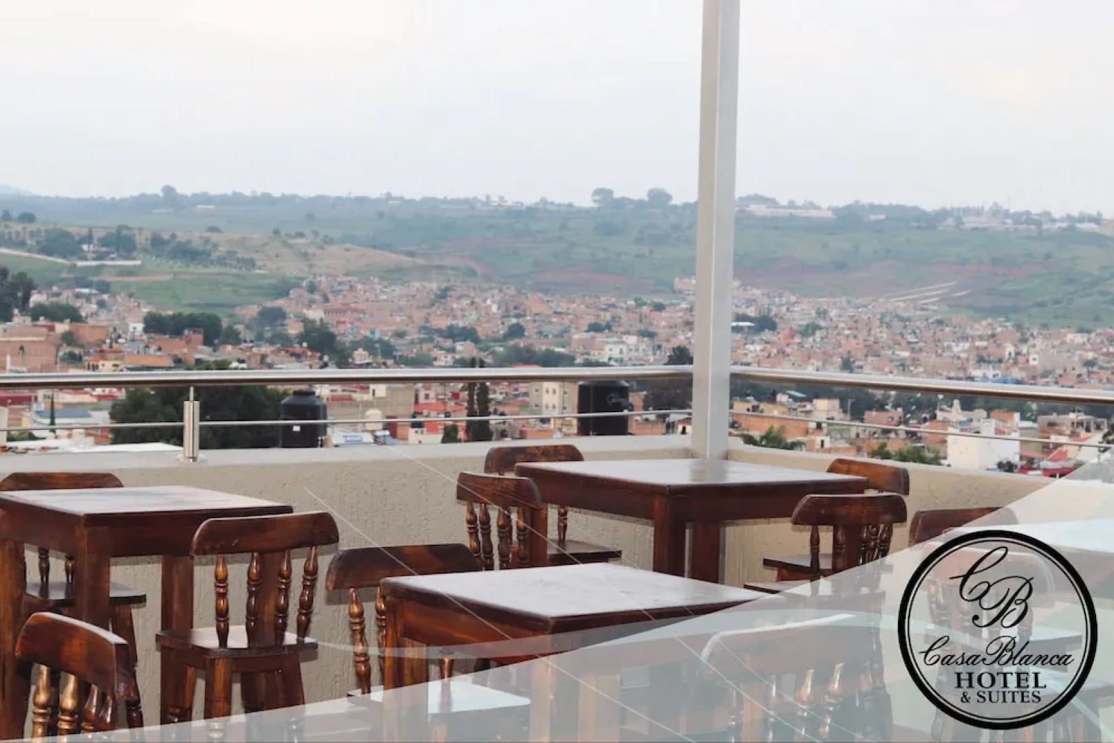 Hotel Casa Blanca & Suites