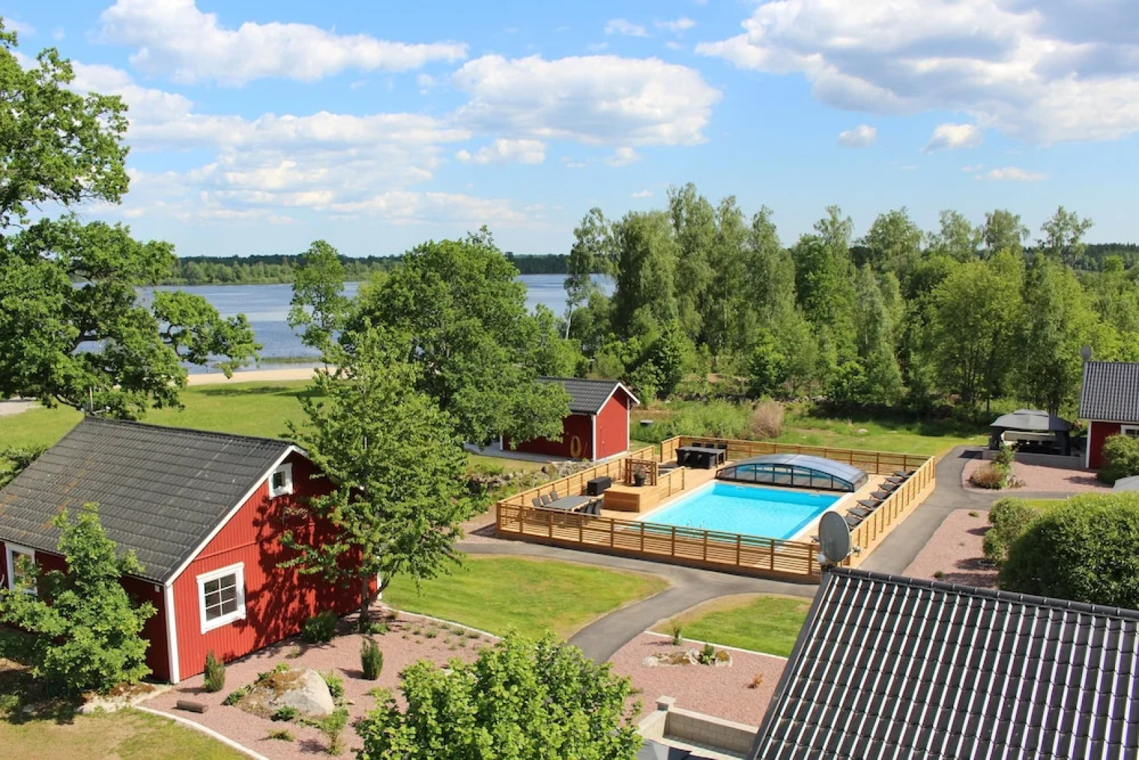 Semesterbyn Kåranäs