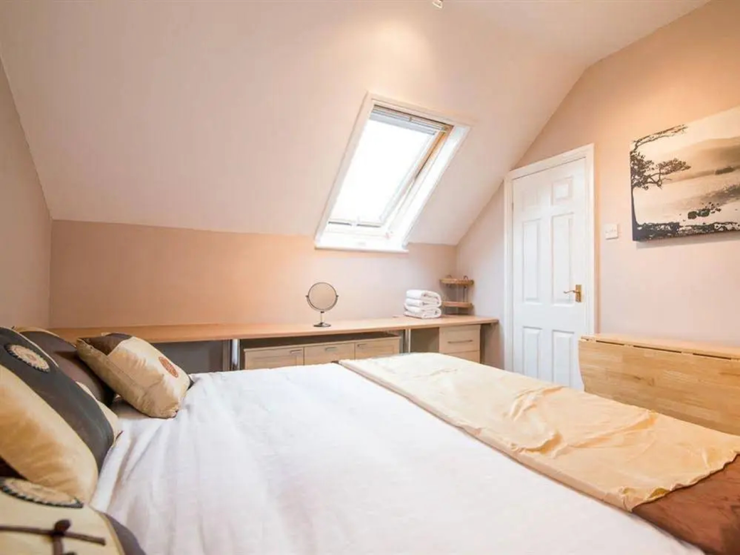 The Loft Apartment at Piggotts Hall