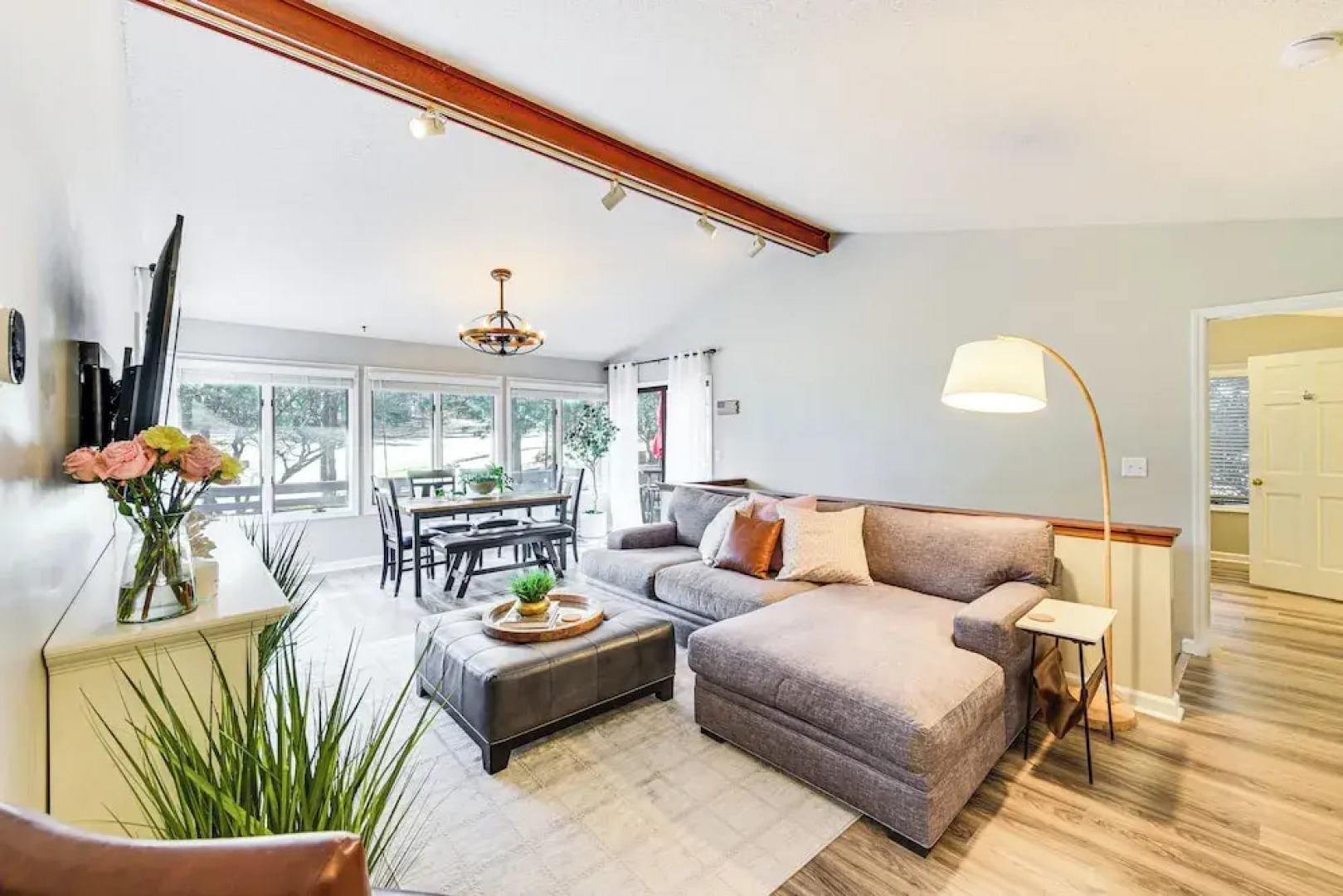 Pinehurst Home: Fire Pit, BBQ + Golf Course View!