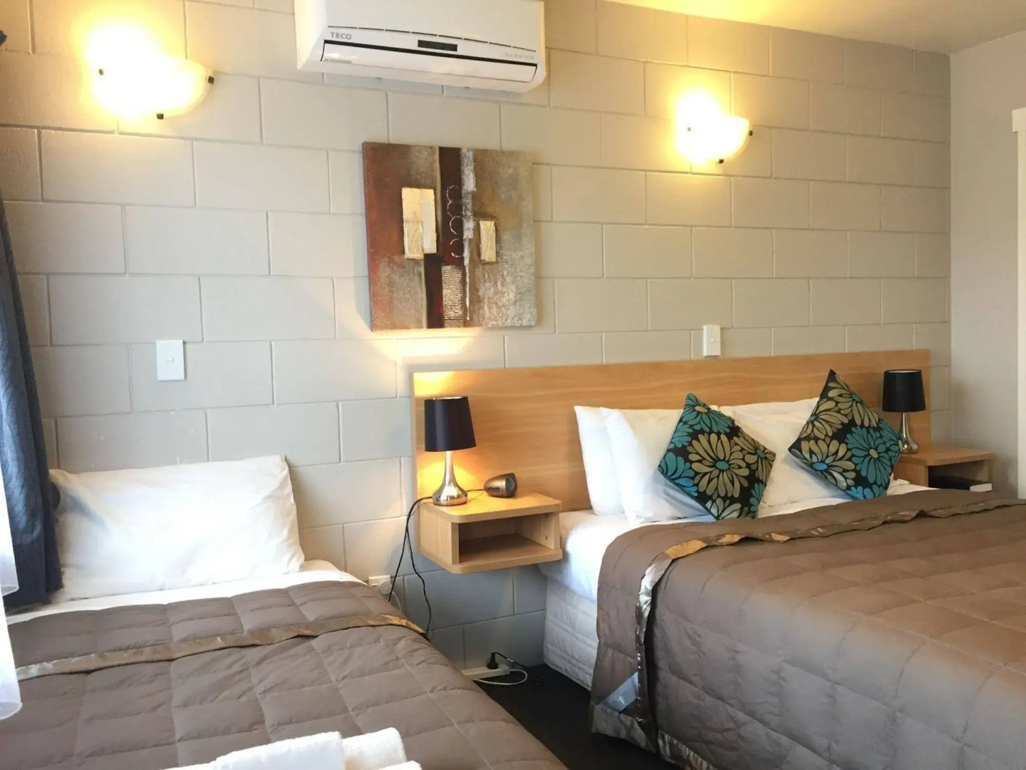 Boundary Court Motor Inn