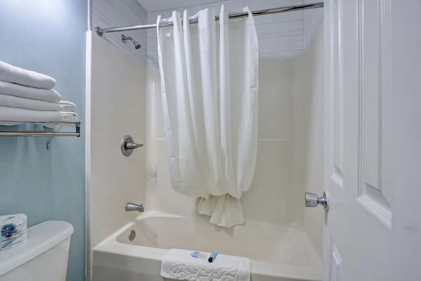 Tiffany's Motel & Condos