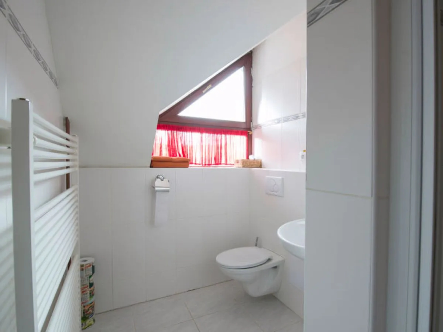 House Ostruzna 9576