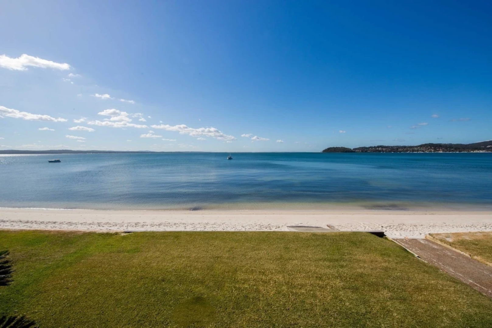 Waterfront Wonderland Foreshore Drive 41