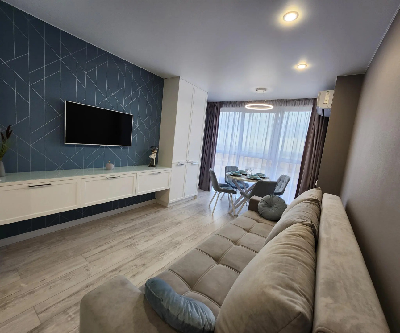 Viva Apartments (Вива Апартментс) на шоссе Солотчинское 4 корпус 2