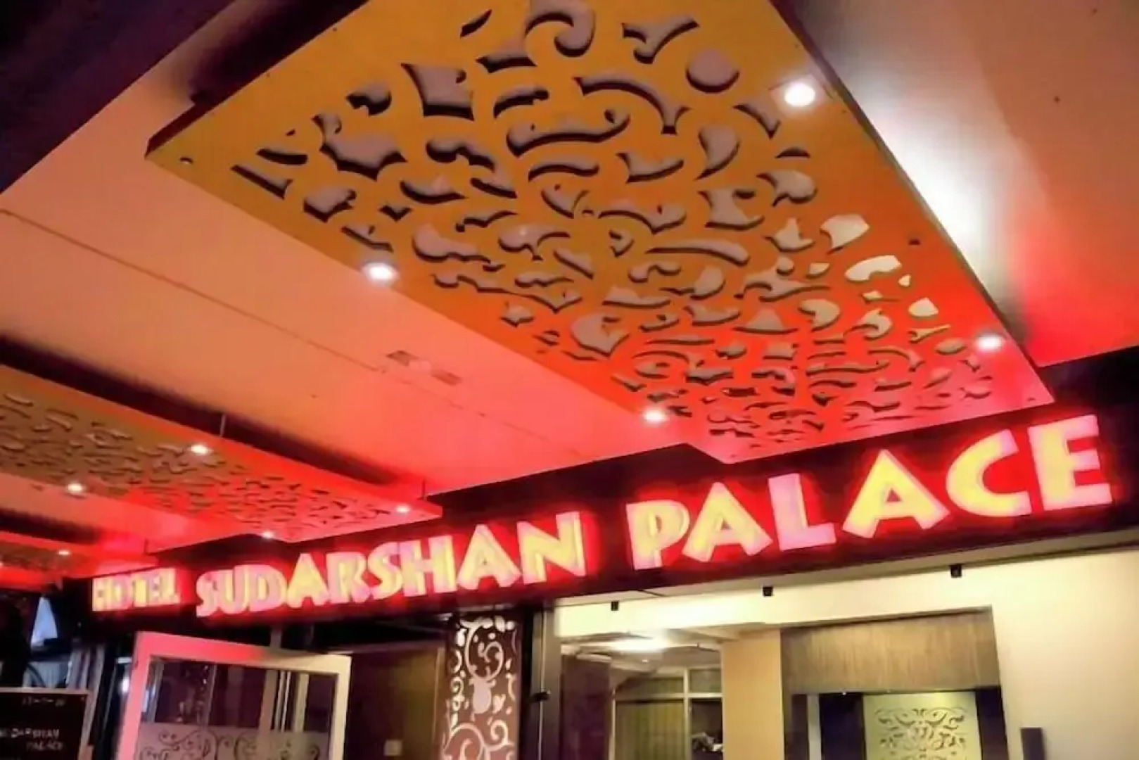 Hotel Sudarshan Palace