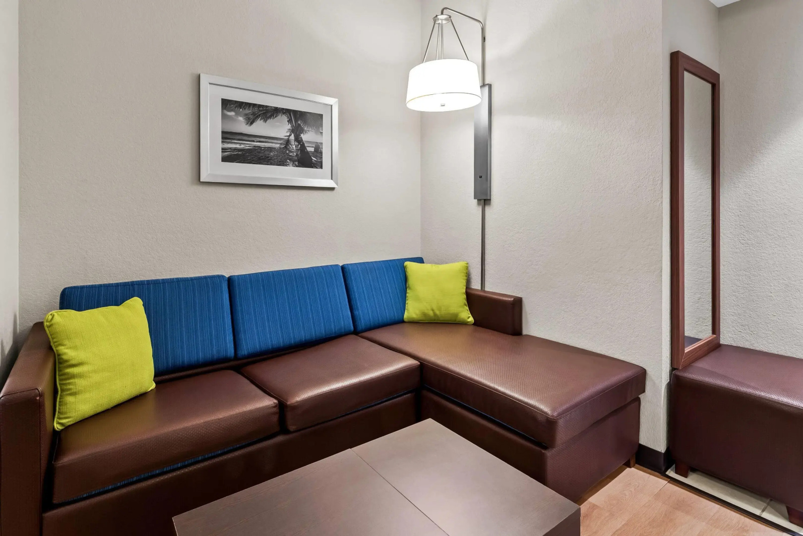 Days Inn & Suites by Wyndham Fort Myers Near JetBlue Park