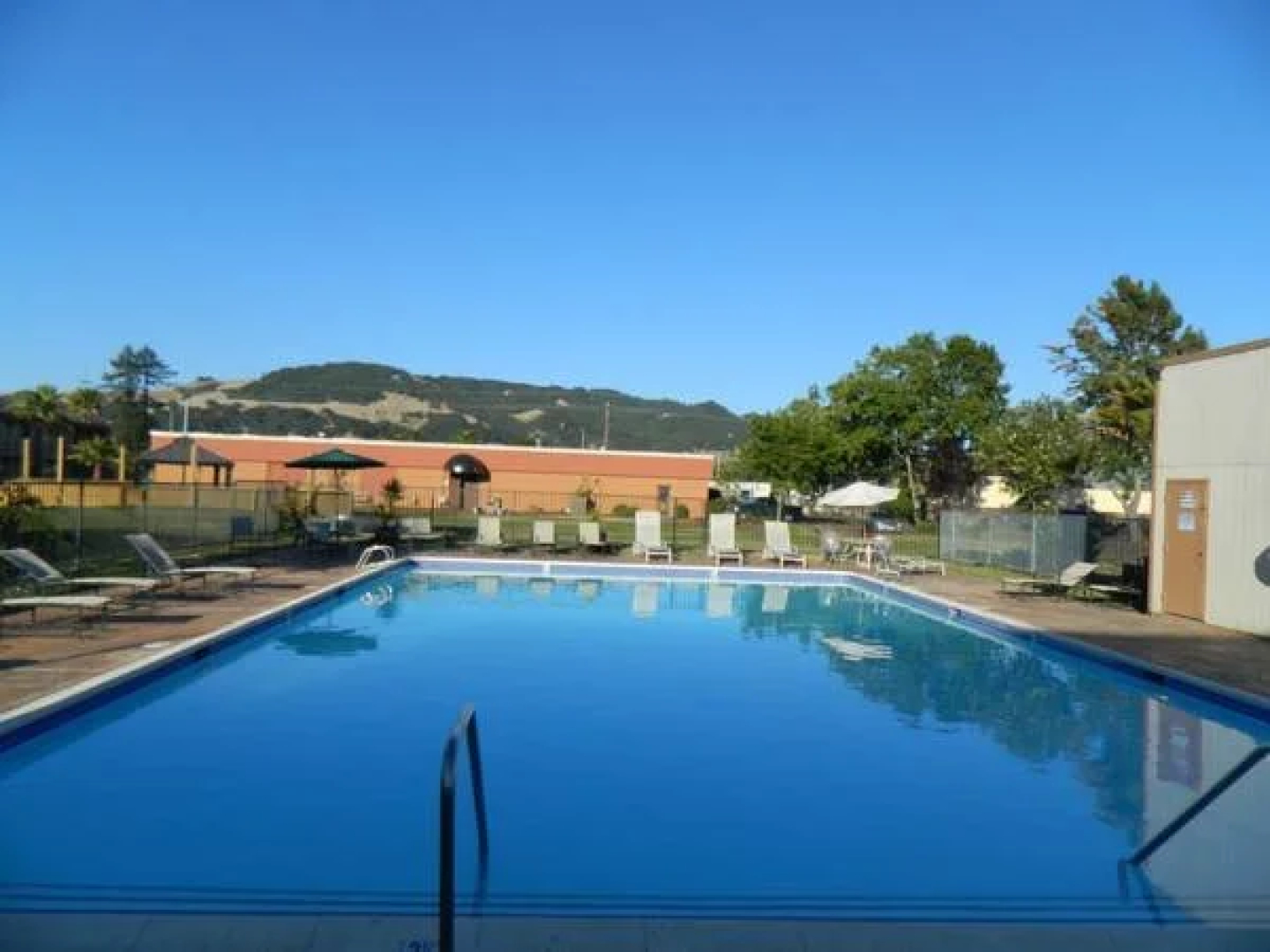 Palms Inn
