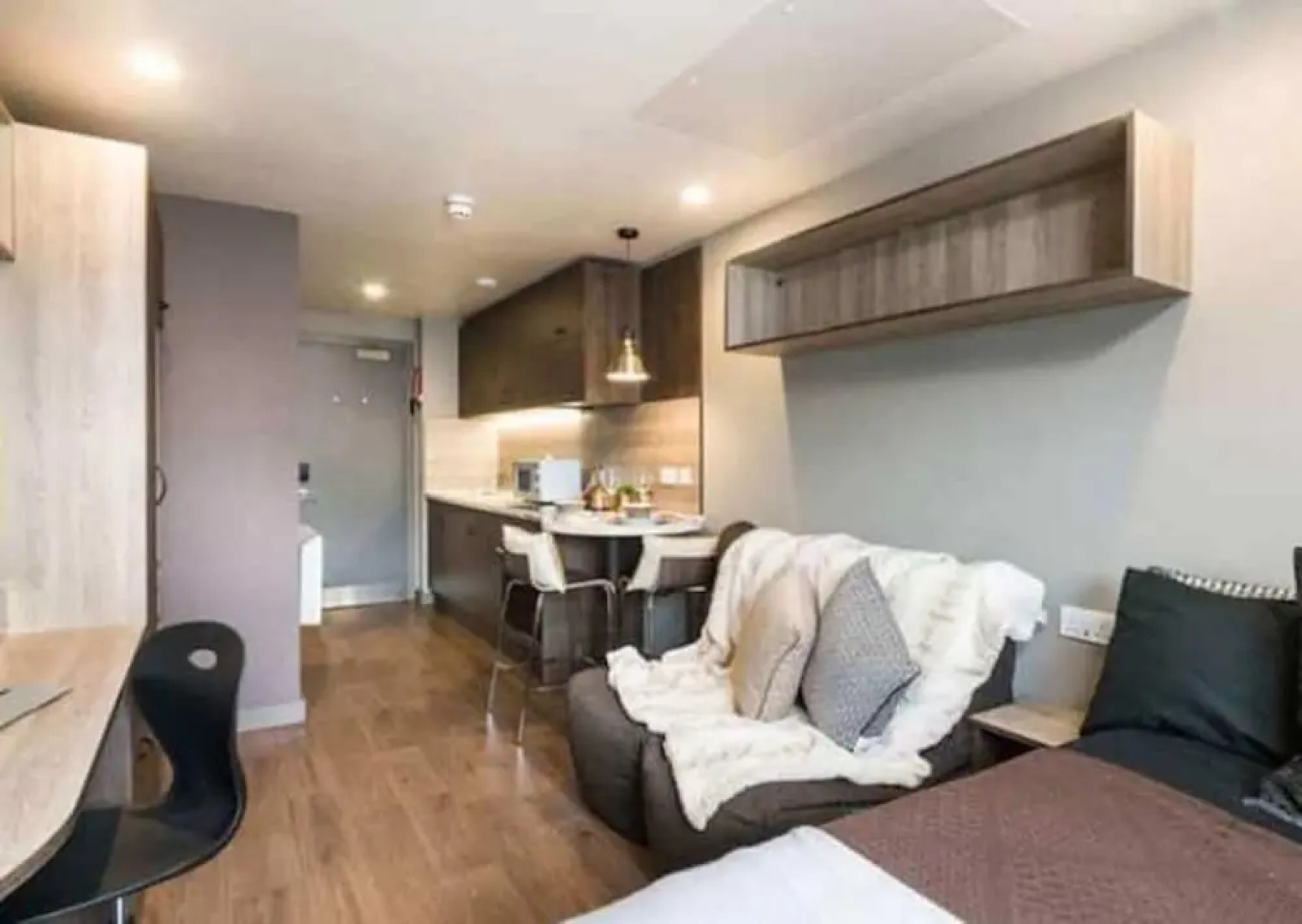 Sophisticated Studios - Durham