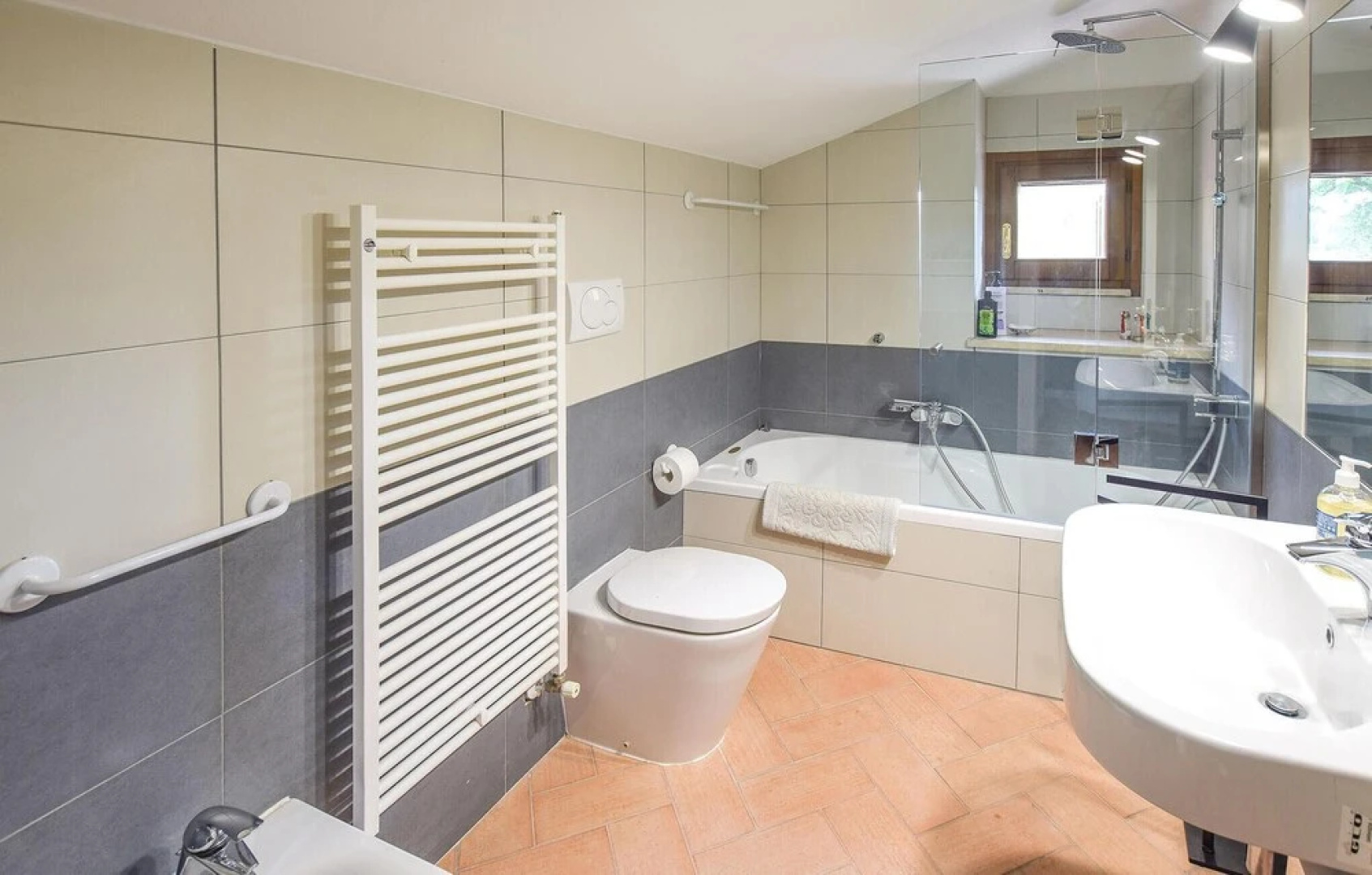 Stunning Home in Foligno With Outdoor Swimming Pool, Wifi and 7 Bedrooms