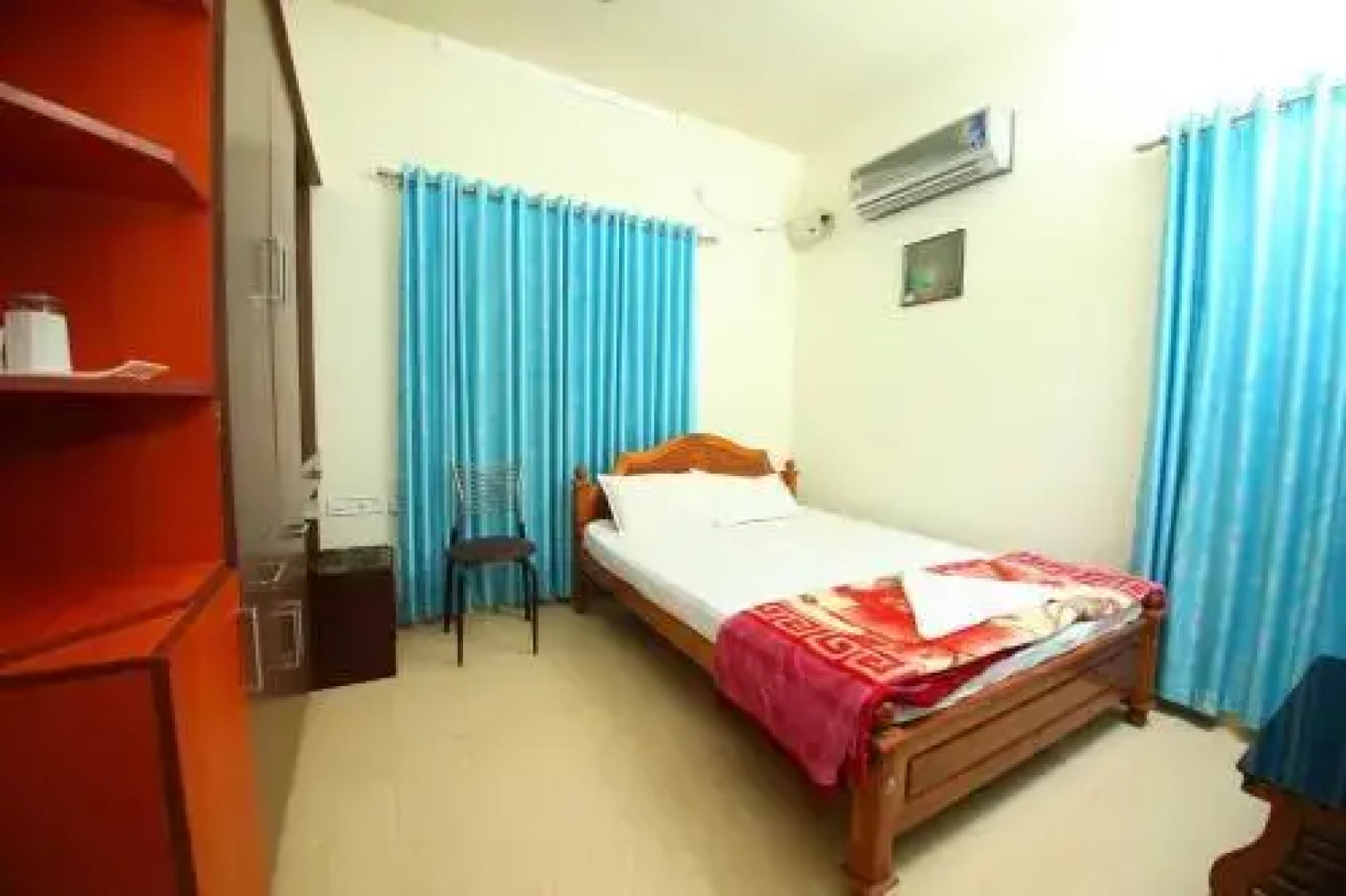 Global Backwaters Resort