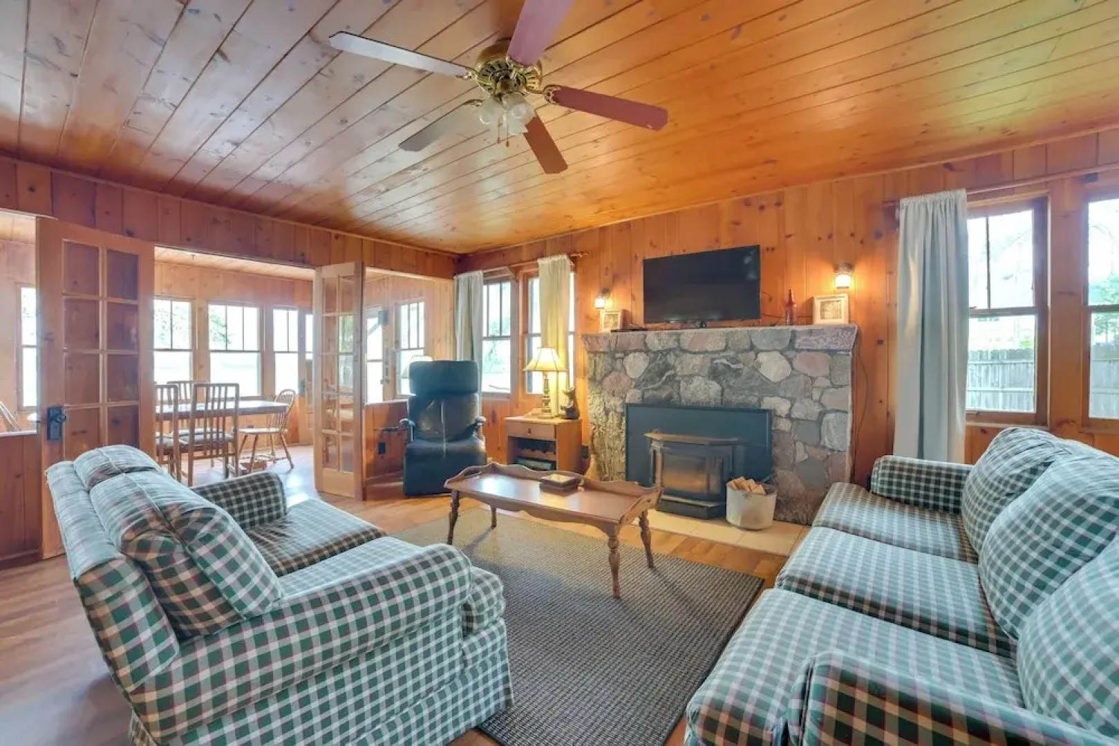 Steps to Lake: Cedarville Cabin w/ Community Perks
