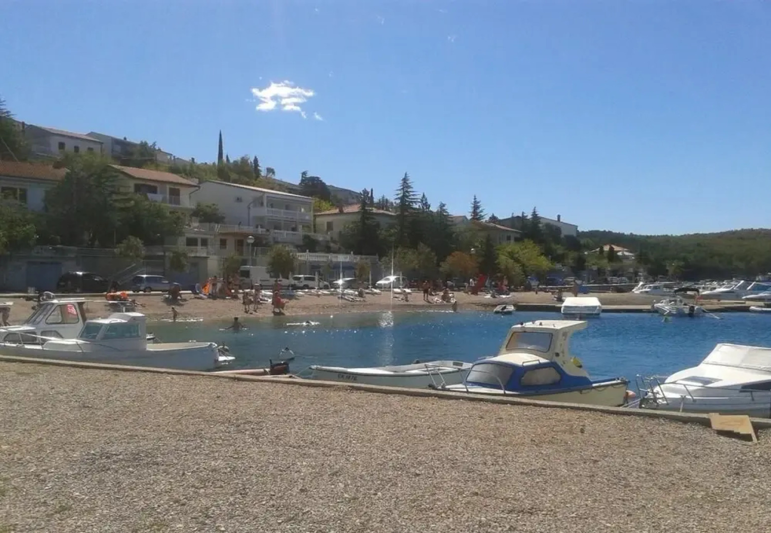 Ani - 10 M From the sea - SA1 Zeleni