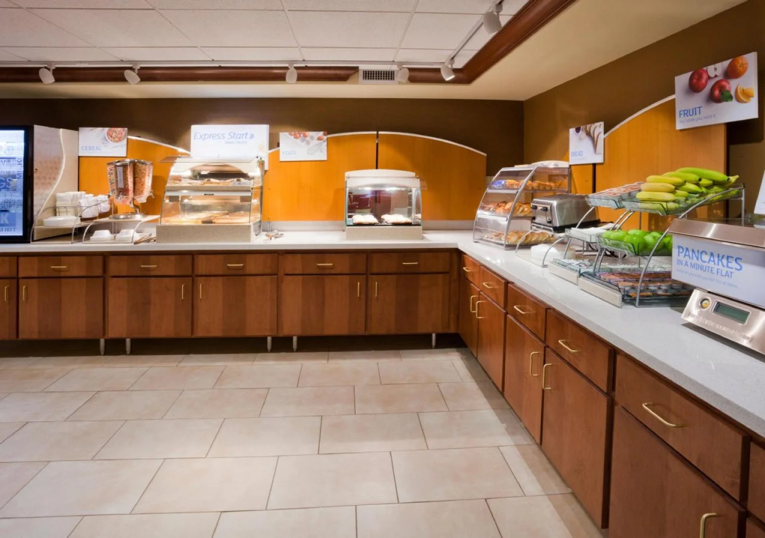 Holiday Inn Express & Suites Willmar by IHG