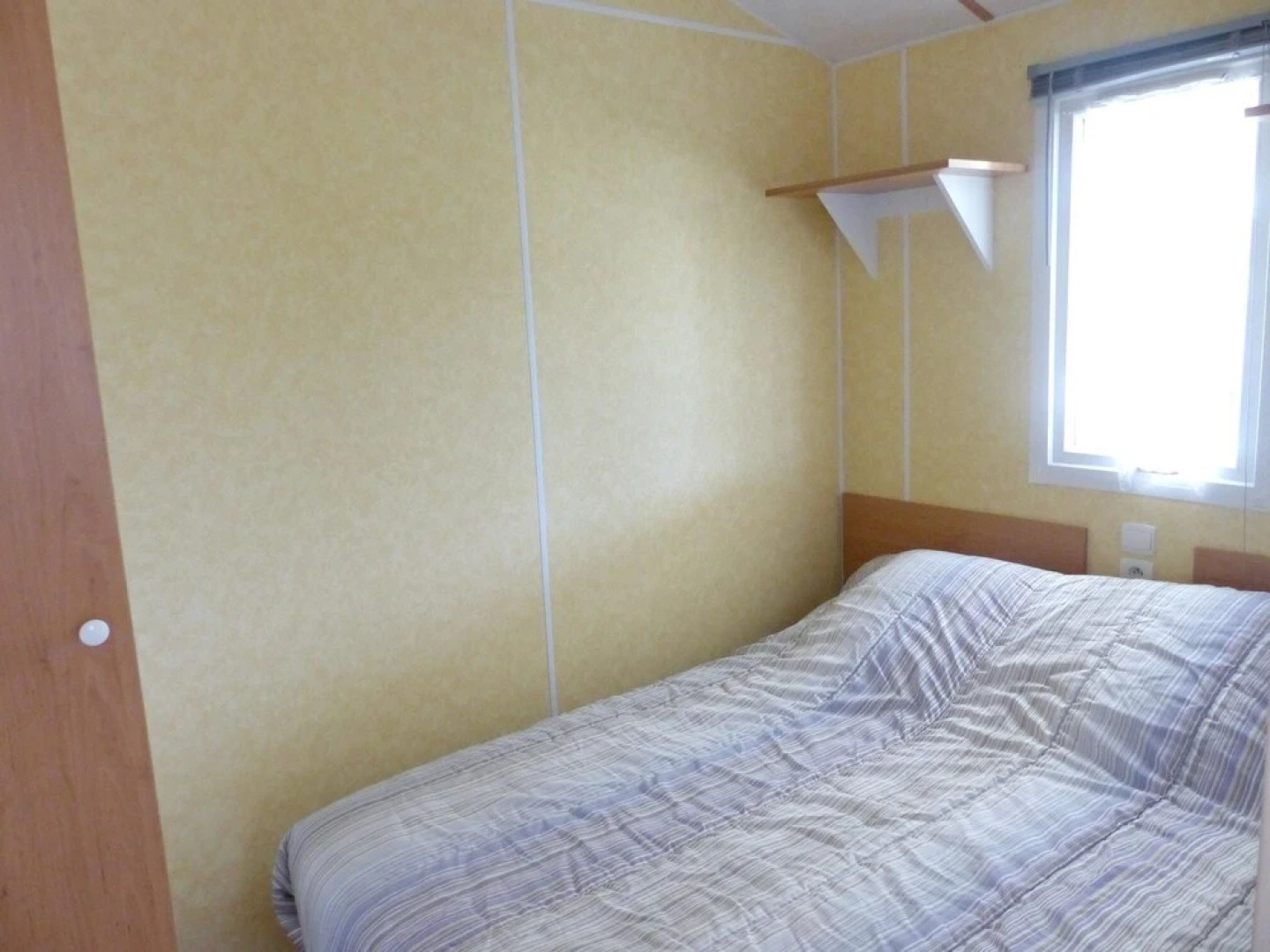 Bungalow With one Bedroom in Elne, With Wonderful Mountain View and Te