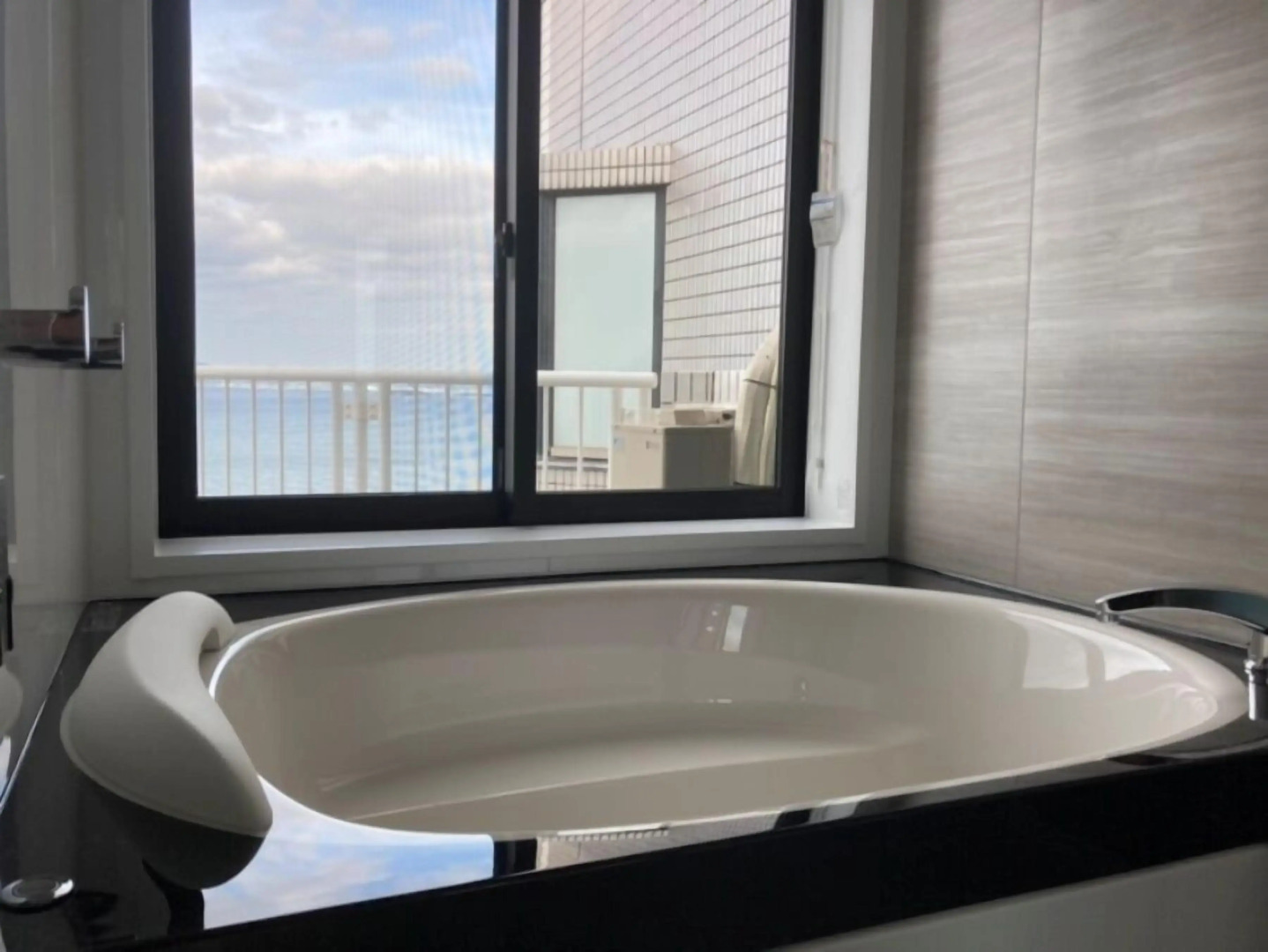 New WestPeninsula Hotel