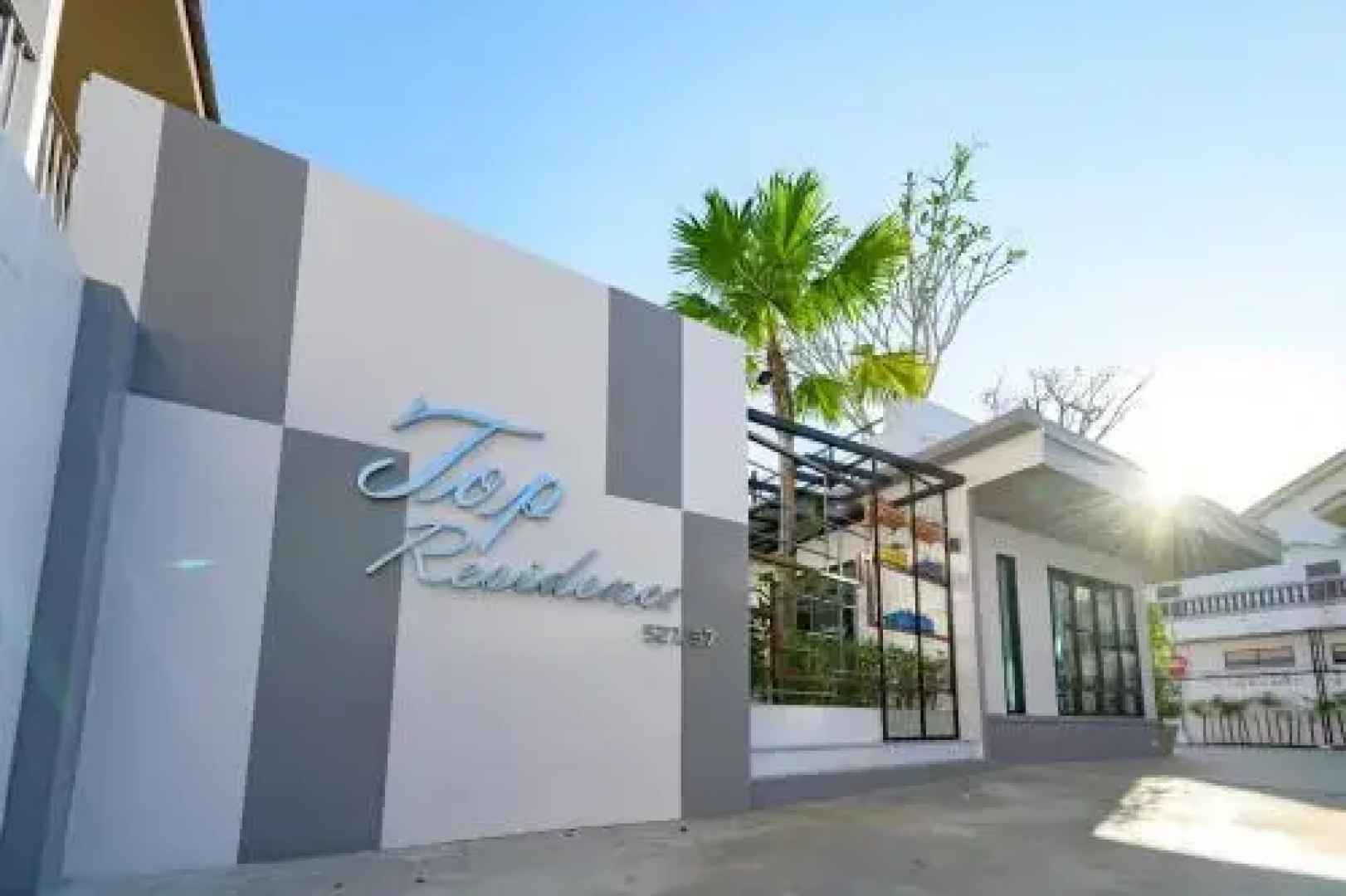 Top Residence