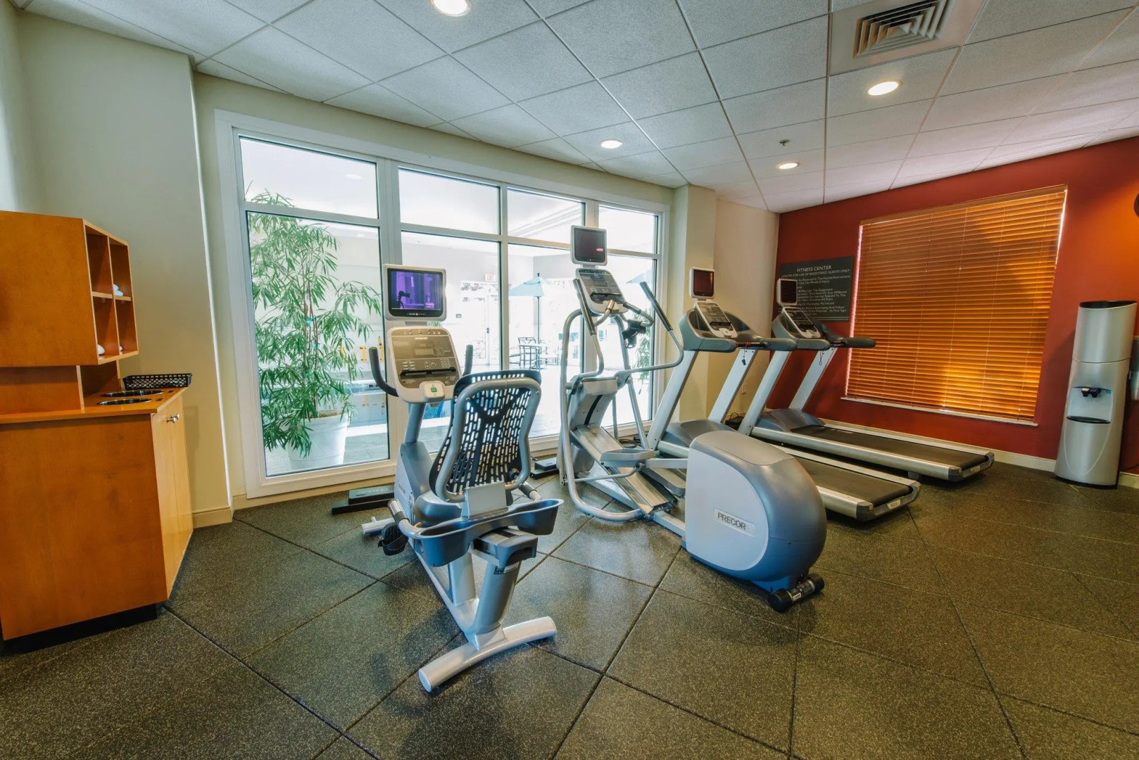 Hilton Garden Inn Manchester Downtown