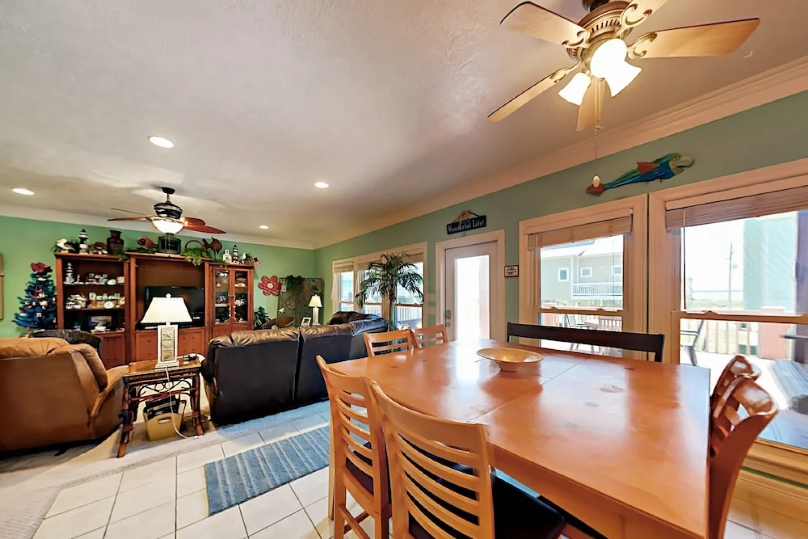 Bolivar Peninsula Home 4 Bedrooms 3.5 Bathrooms Home