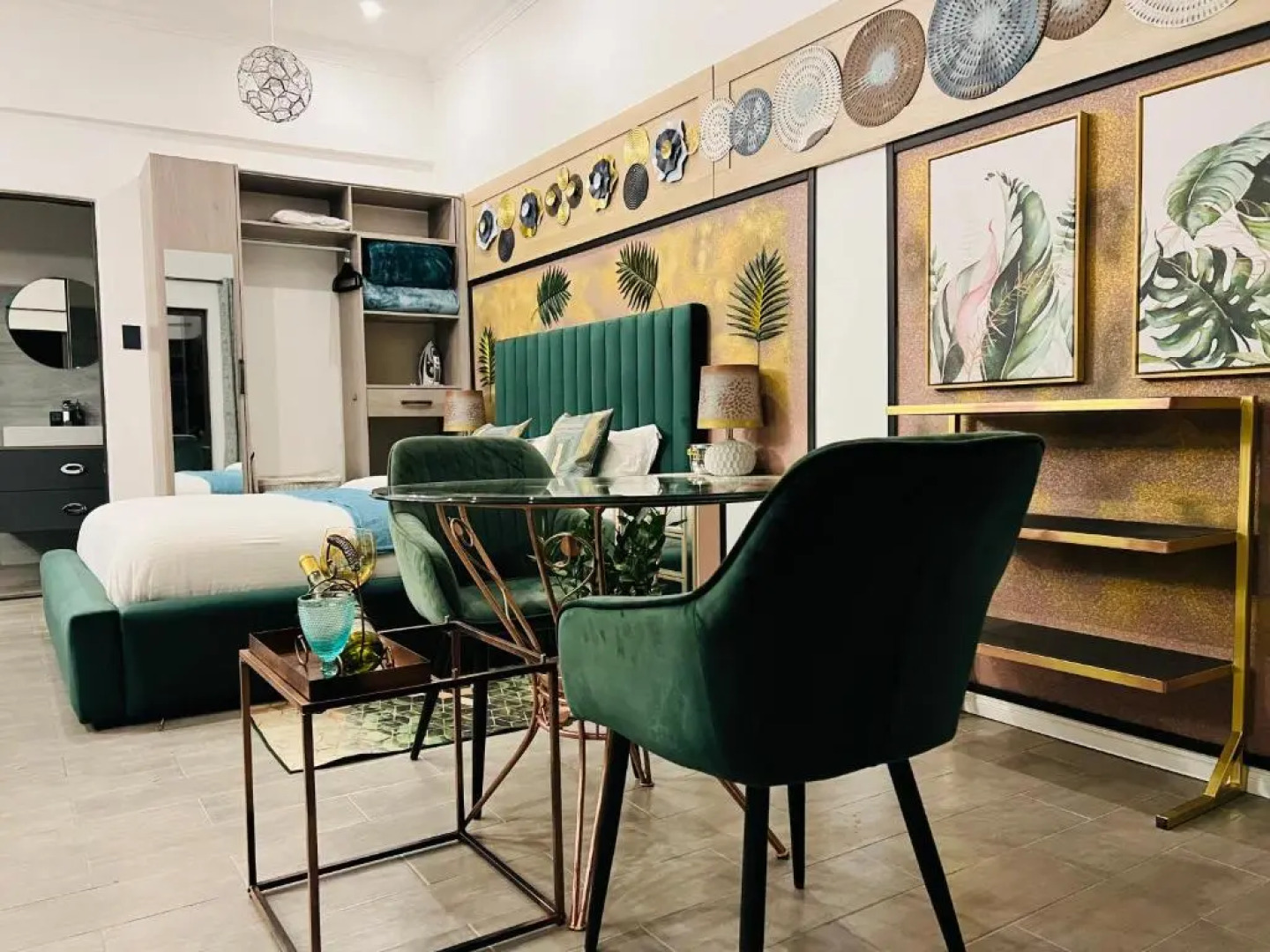 24 On Basil Boutique Aparthotel