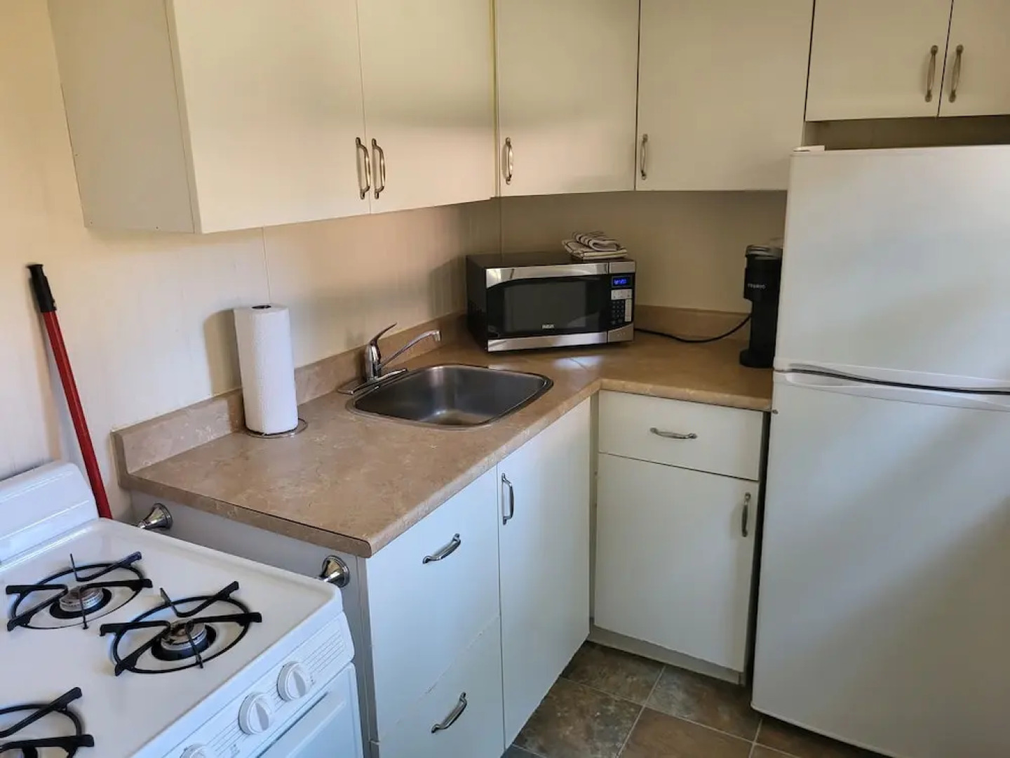 Riverbend Cottages & RV Resort