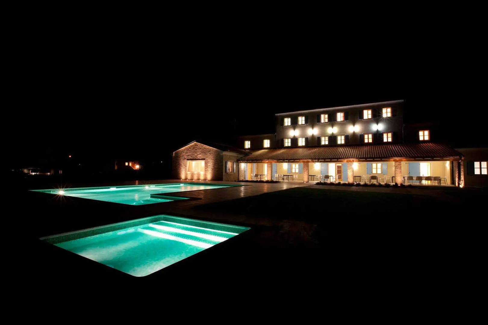 Hotel & Restaurant Velanera