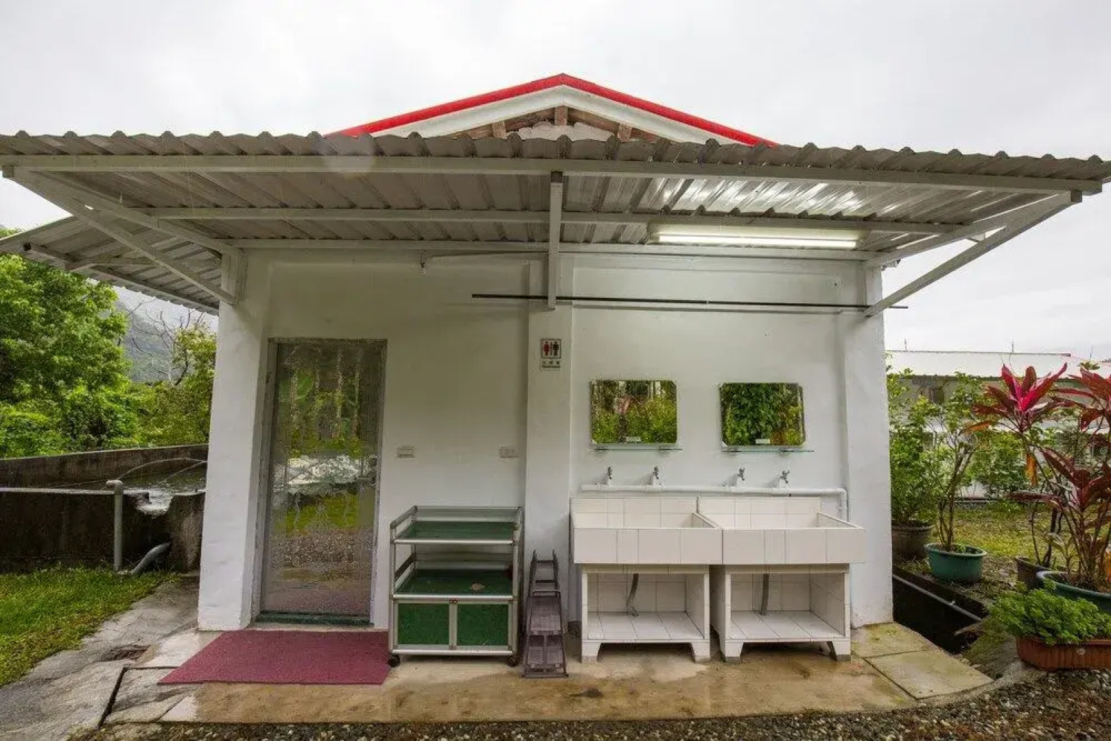 Mountains in Clouds B&B