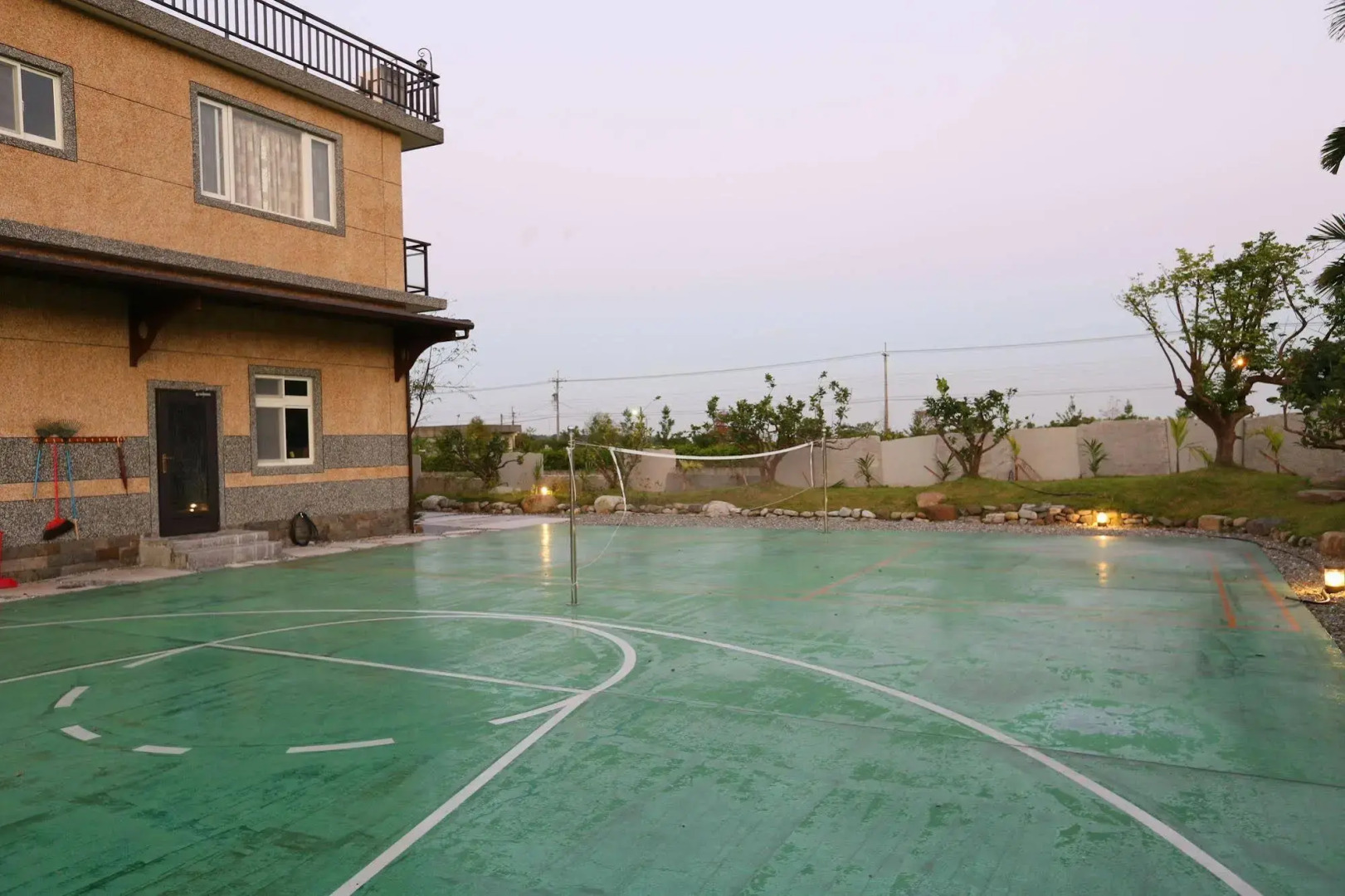 Happy Happy Okgo B&B