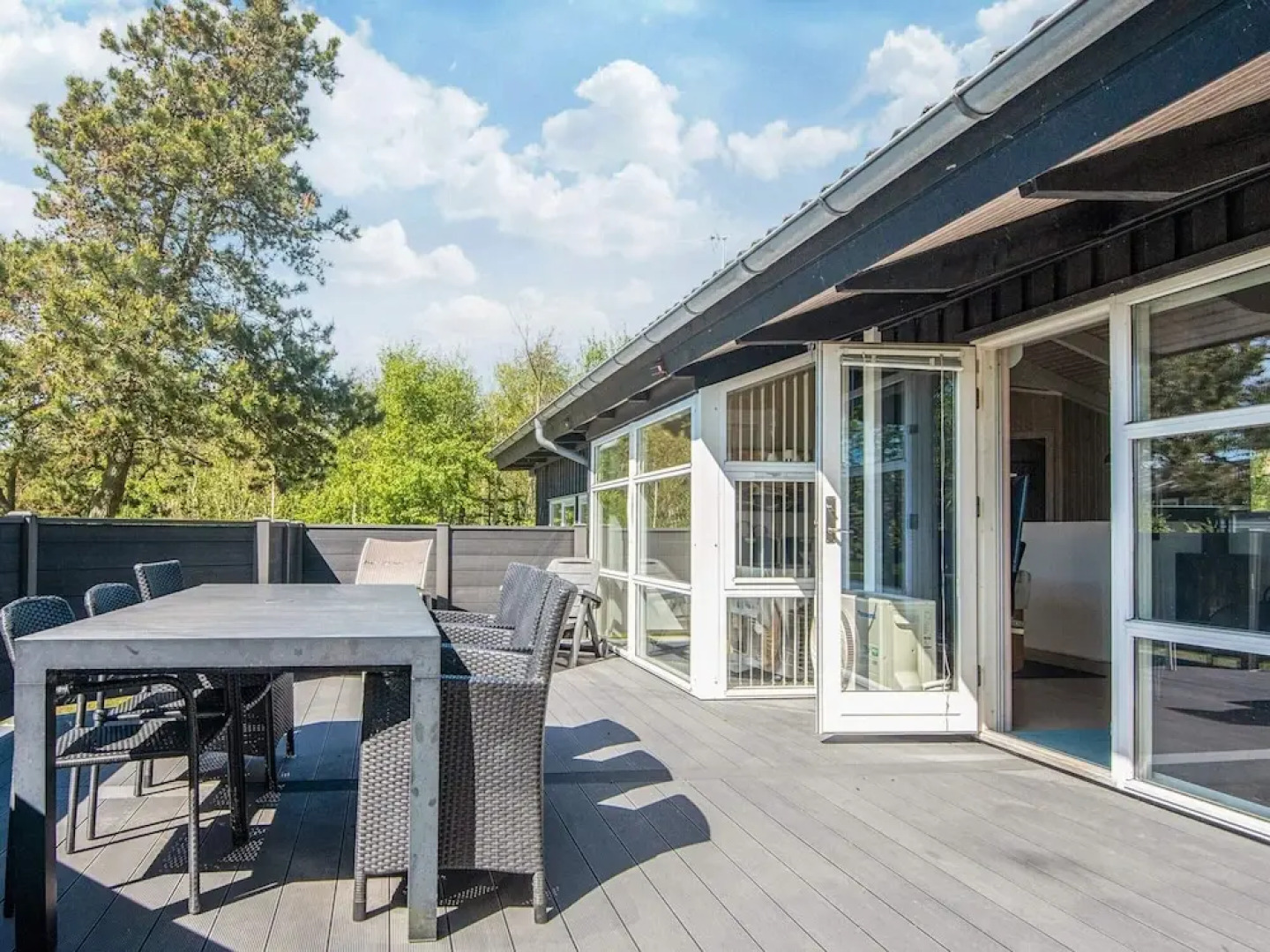 8 Person Holiday Home in Ebeltoft-by Traum