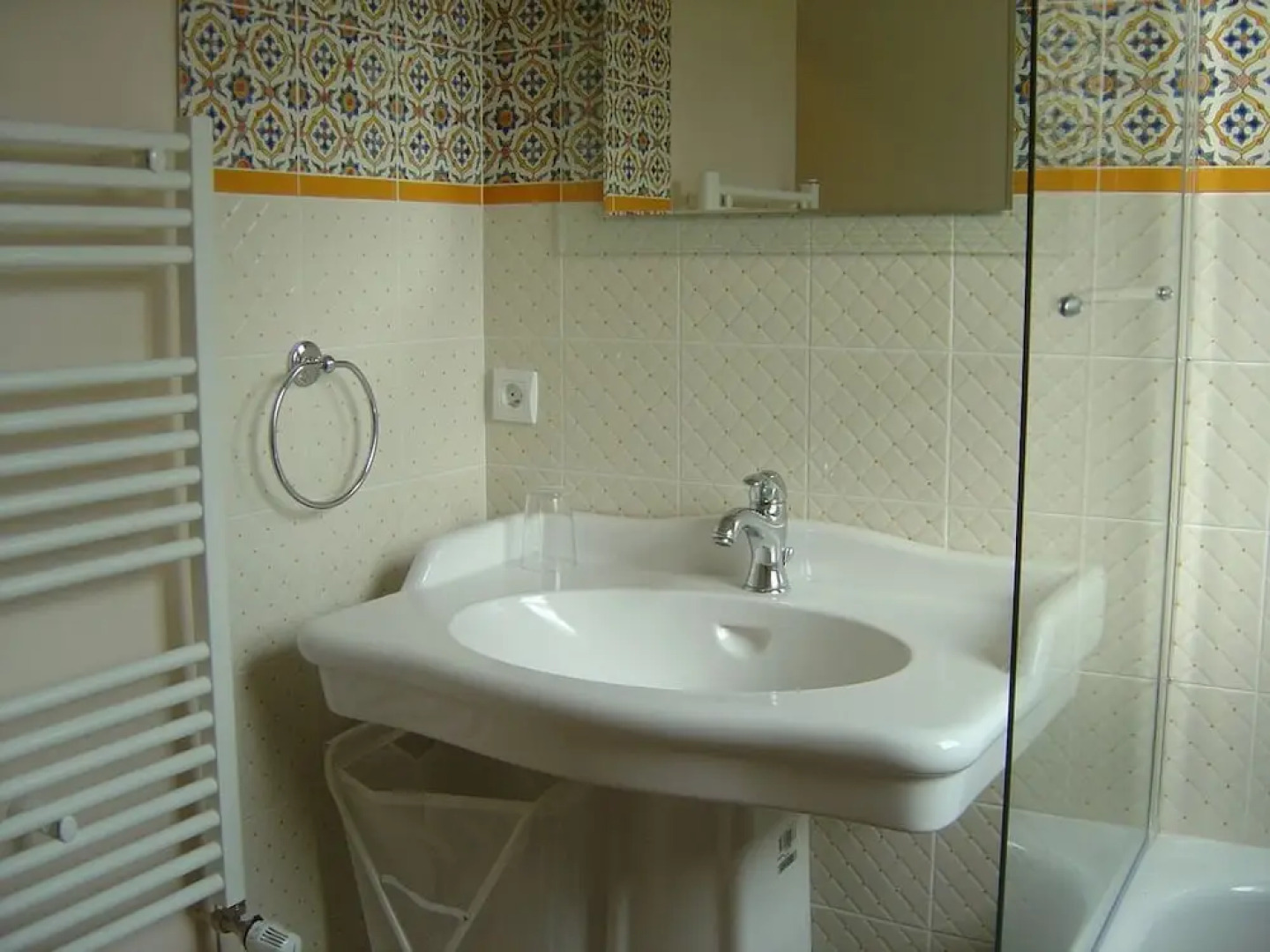 Domaine De Chantemerles