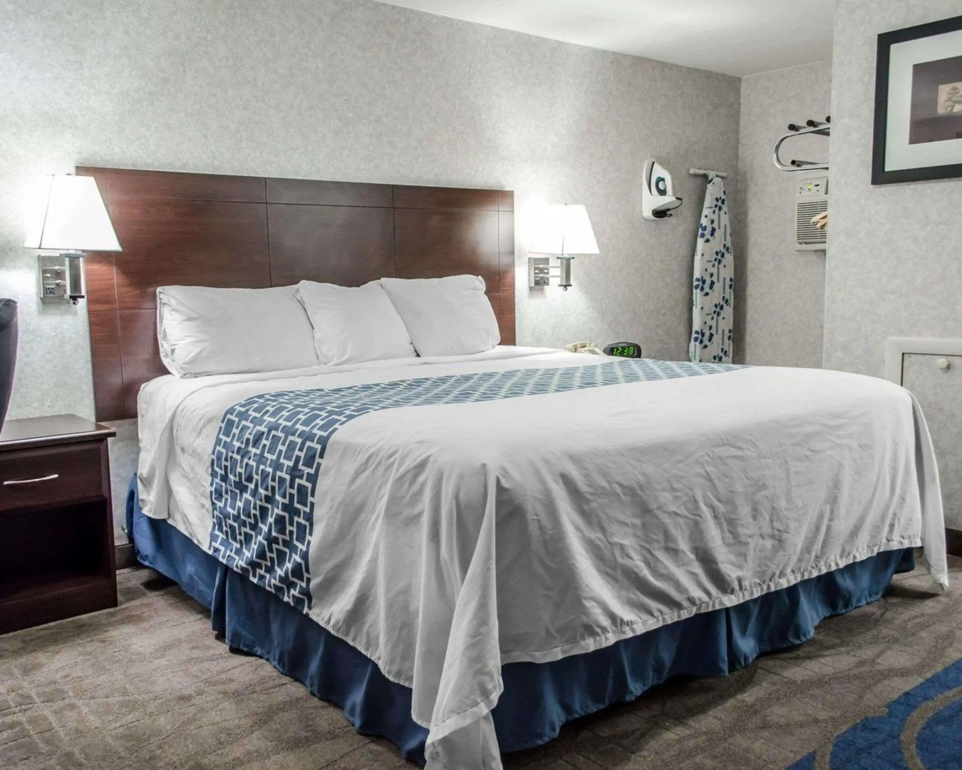 Econo Lodge Mechanicsburg