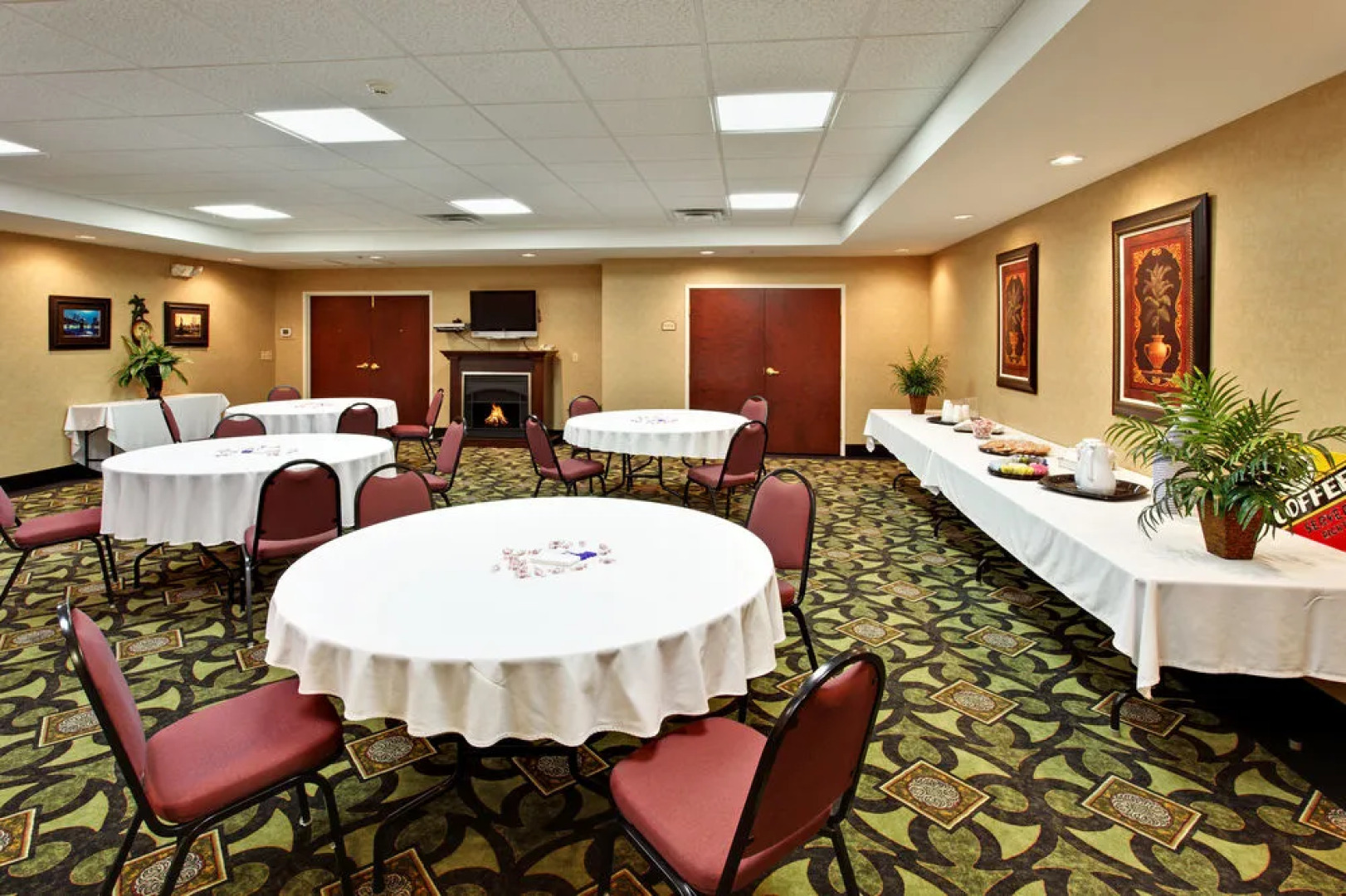 Holiday Inn Express Hotel & Suites Kingsport-Meadowview I-26