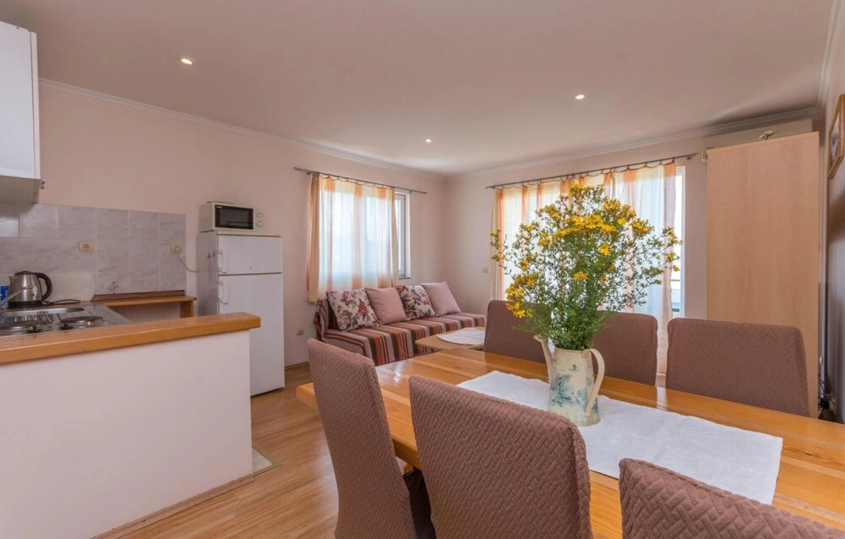 Nice Apartment in Drage, Pakostane With Sauna, Wifi and 2 Bedrooms