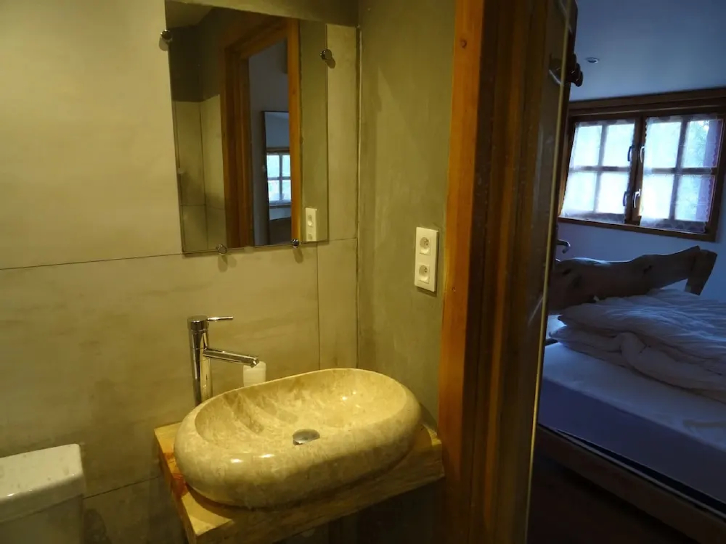 Le Pressoir De La Deveze