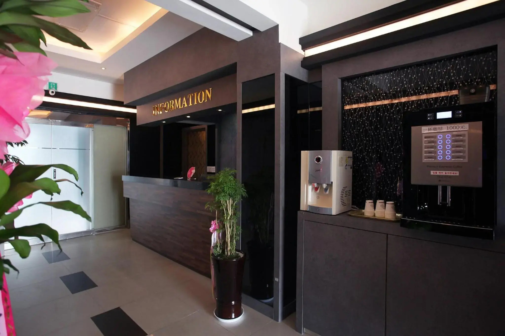 Hotel Luxe