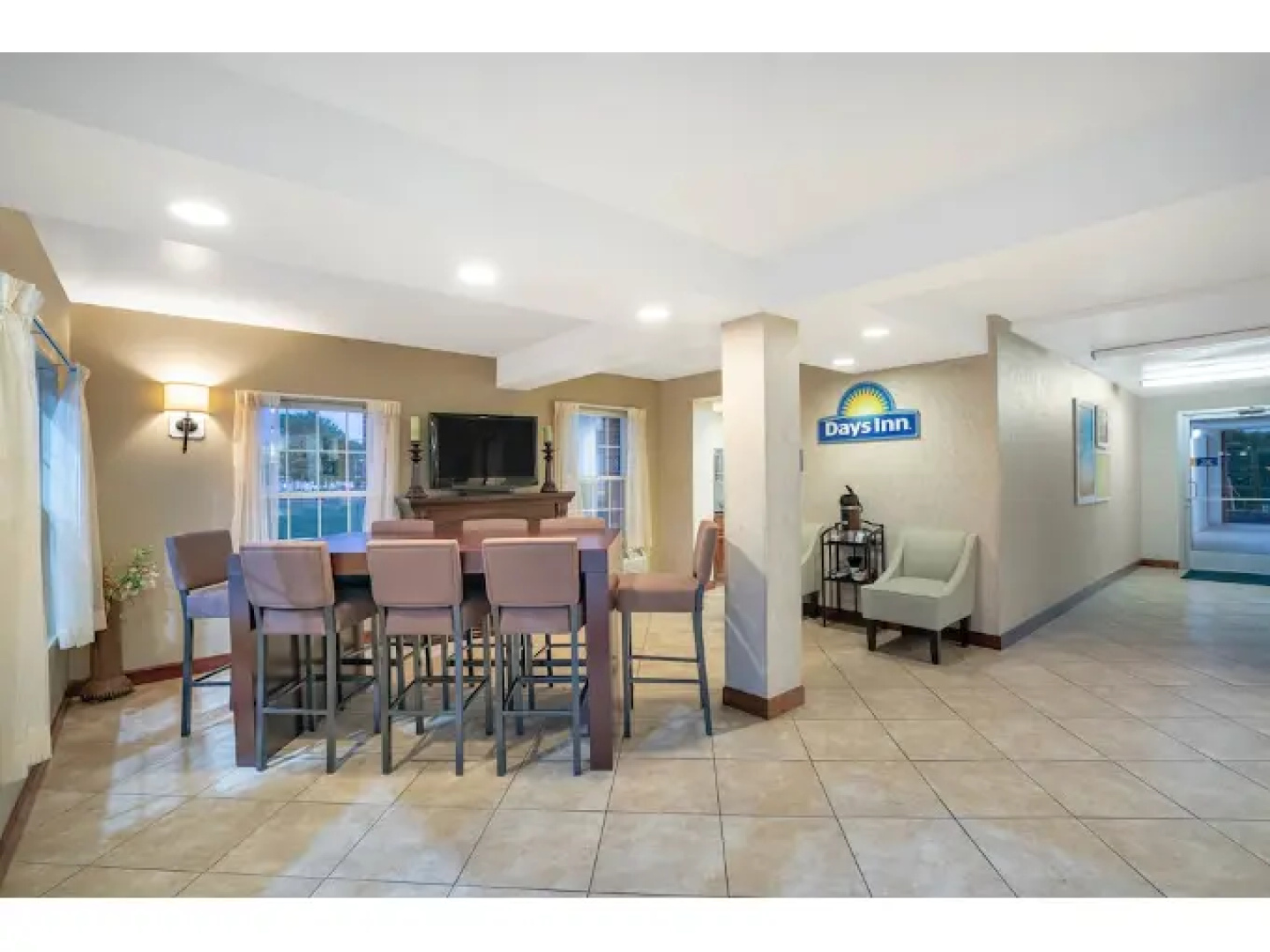 Days Inn by Wyndham Cave City