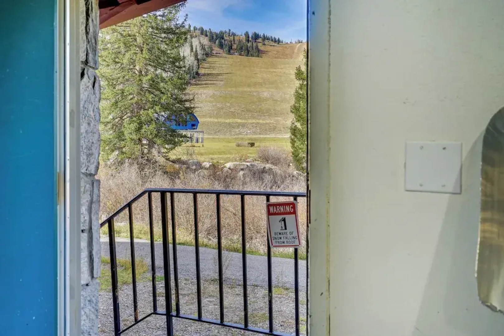 Ski-in/ Out Solitude Ski Village Condo w/ Hot Tub