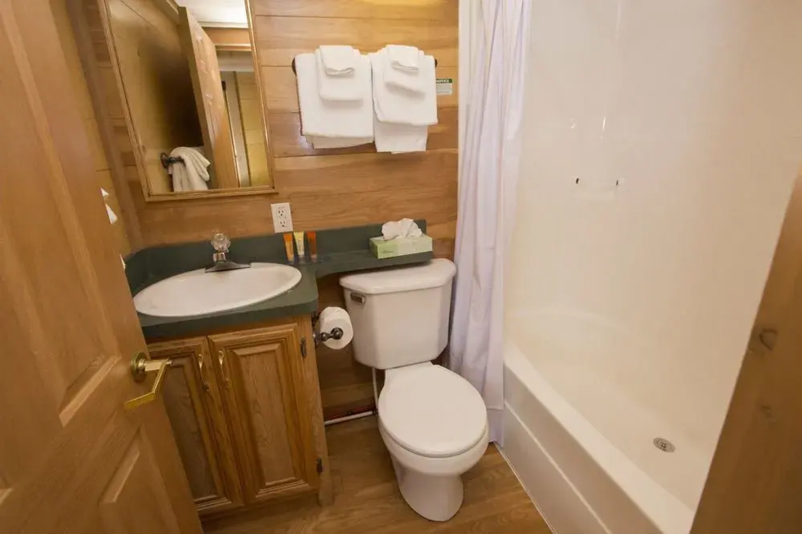 Cedar Point's Sandcastle Suites