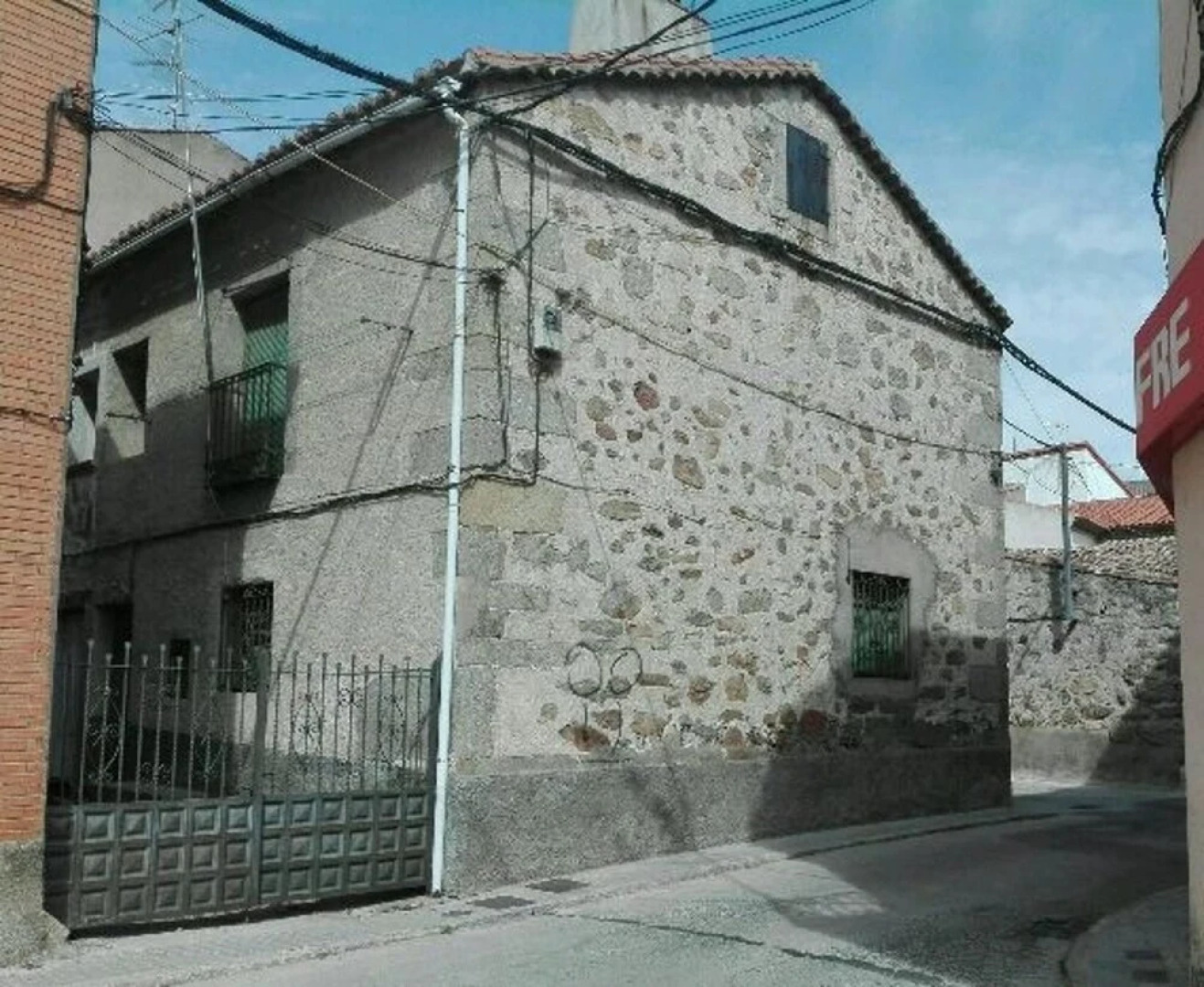 Apartment With 3 Bedrooms in Navaluenga, With Wonderful City View and