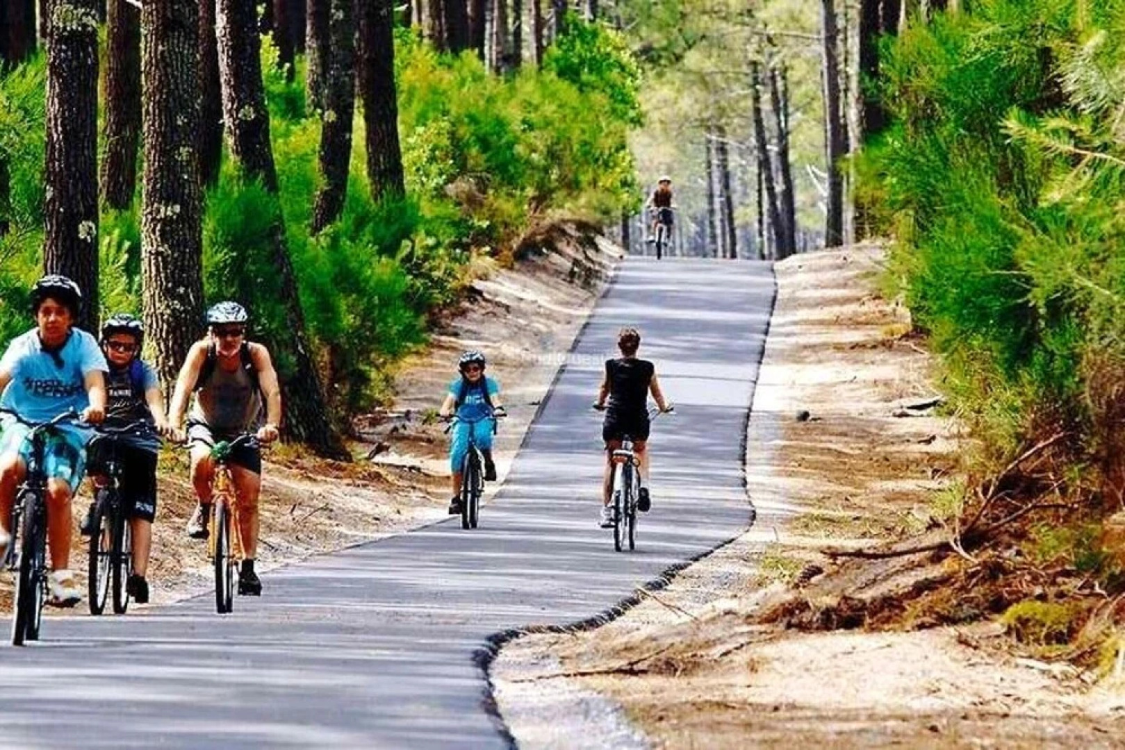 Property with 3 Bedrooms in Saint-Julien-En-Born, with Pool Access And Furnished Garden - 4 Km From the Beach