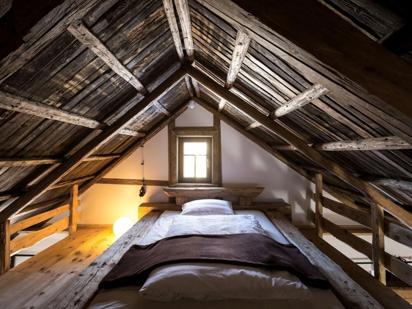 Unique House in the Vogtland Region With Open Architecture and Special Atmosphere