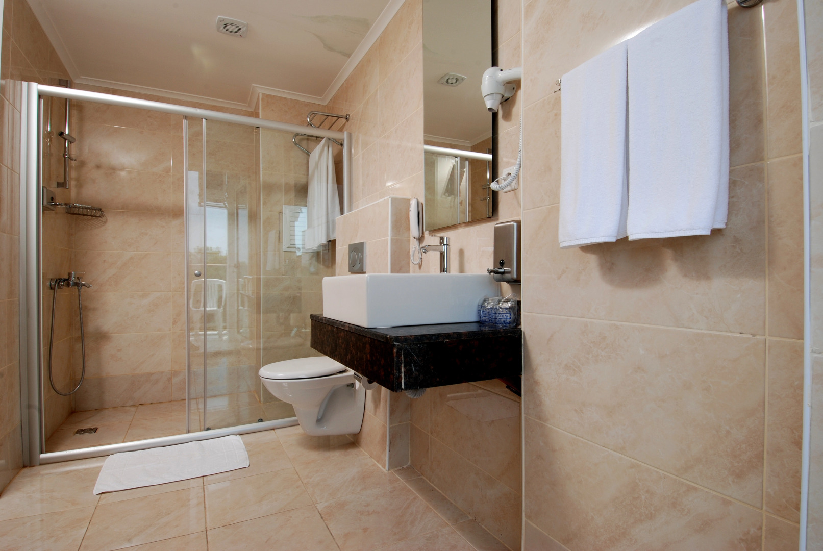 Berry Blue Hotels - All Inclusive