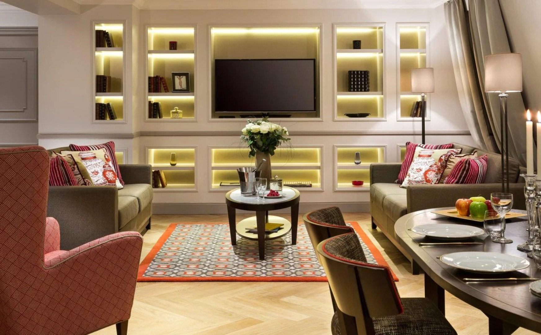 La Clef Tour Eiffel Paris by The Crest Collection