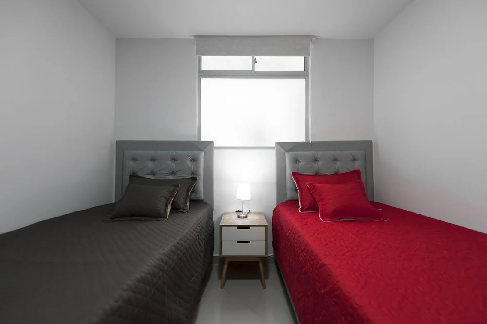 Edificio Portal del Parque by Nomad Guru