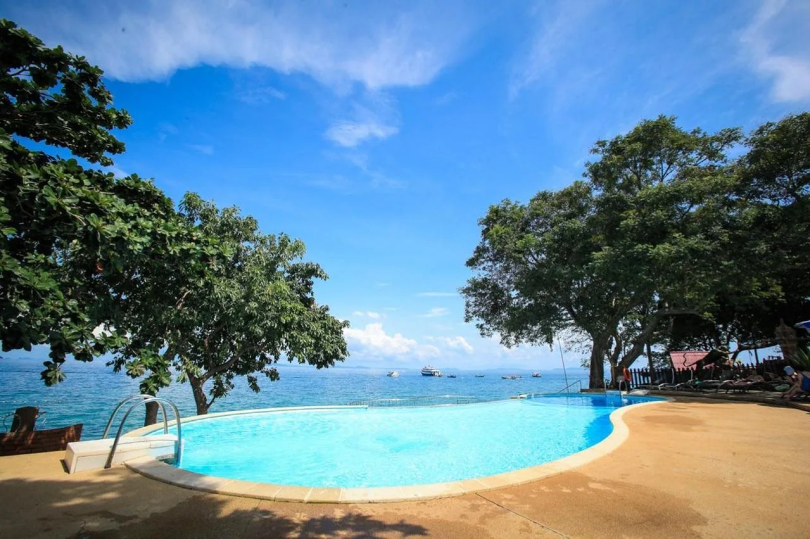 Phi Phi Natural Resort