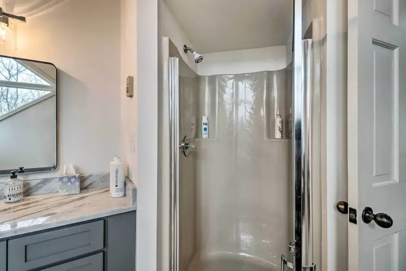 Mountaintop Wintergreen Resort House w/ Deck