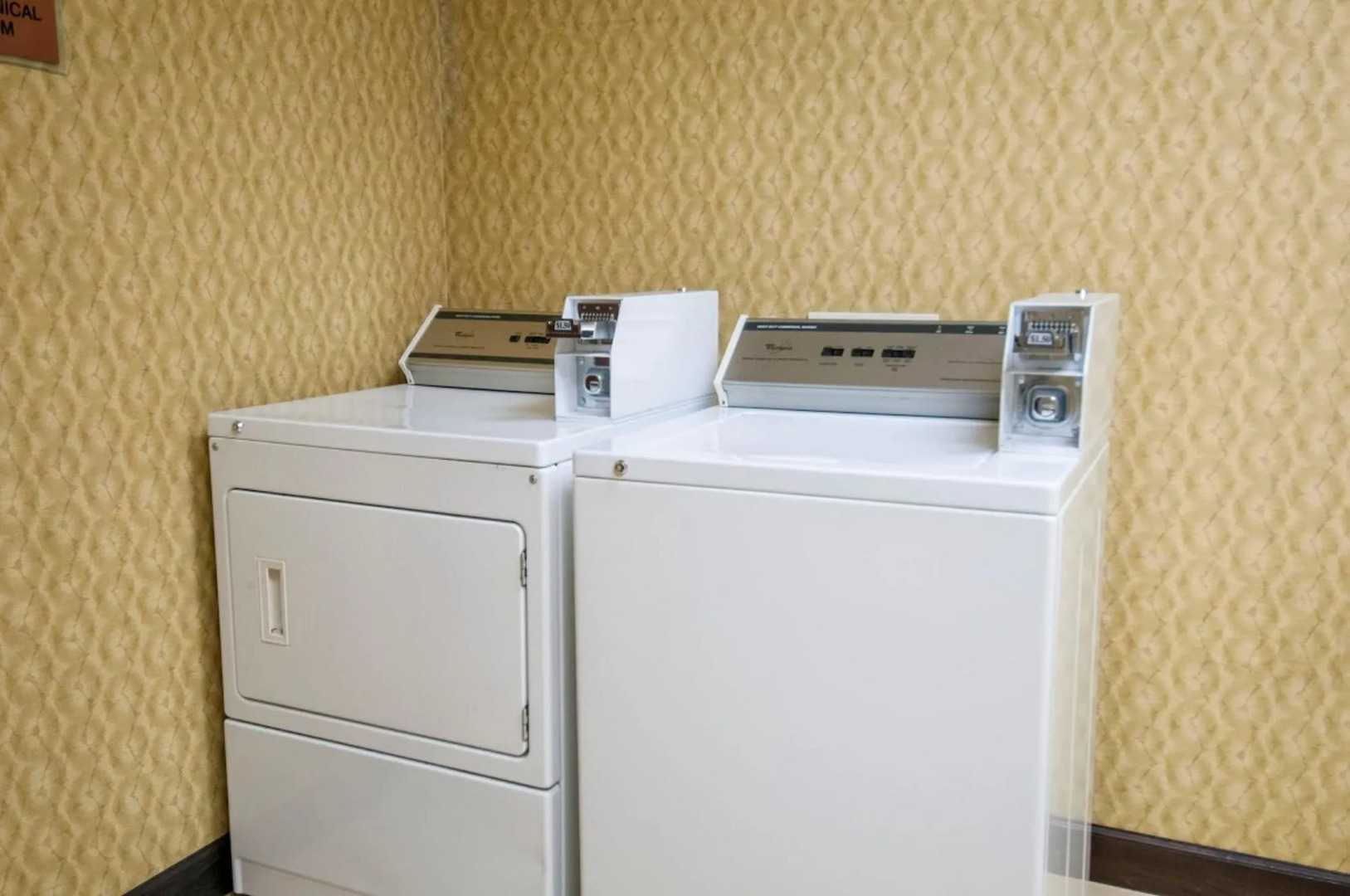 Best Western Plus JFK Inn & Suites