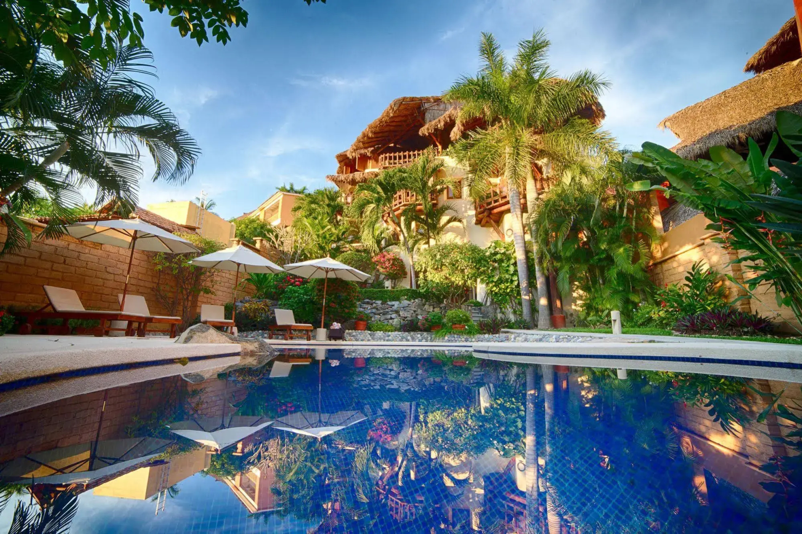 La Villa Luz Adults Only