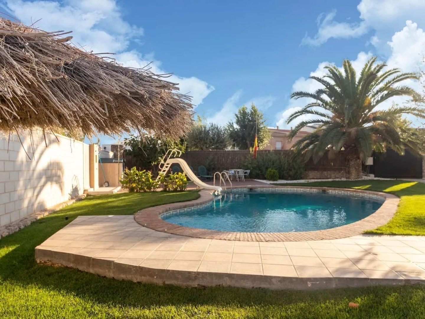 Fascinating Holiday Home in Villacañas With Swimming Pool