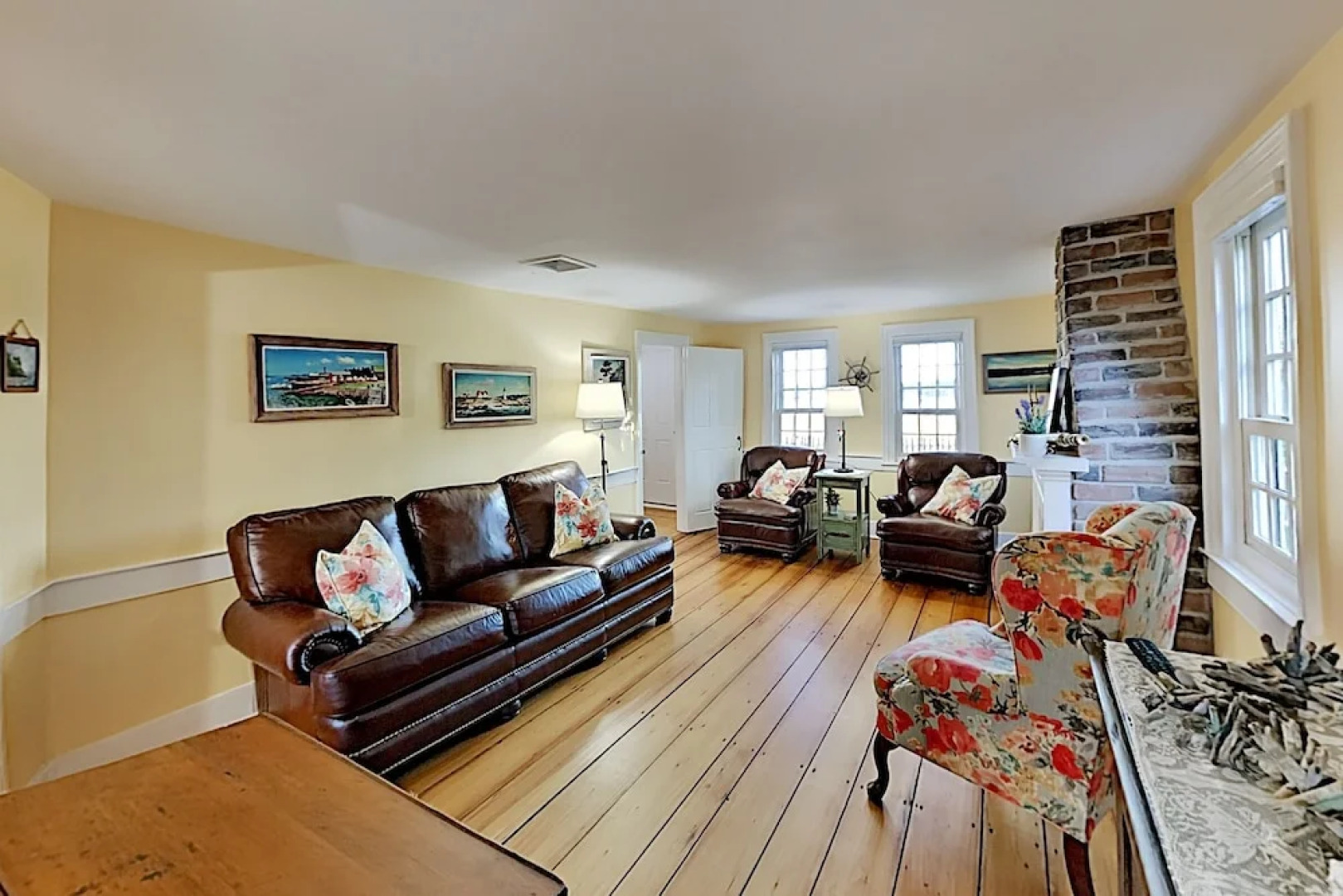 Harbor-view Hideaway W/ Lovely Alfresco Lounges 3 Bedroom Home